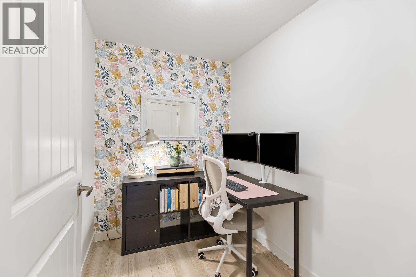 215 12565 190A STREET, Pitt Meadows