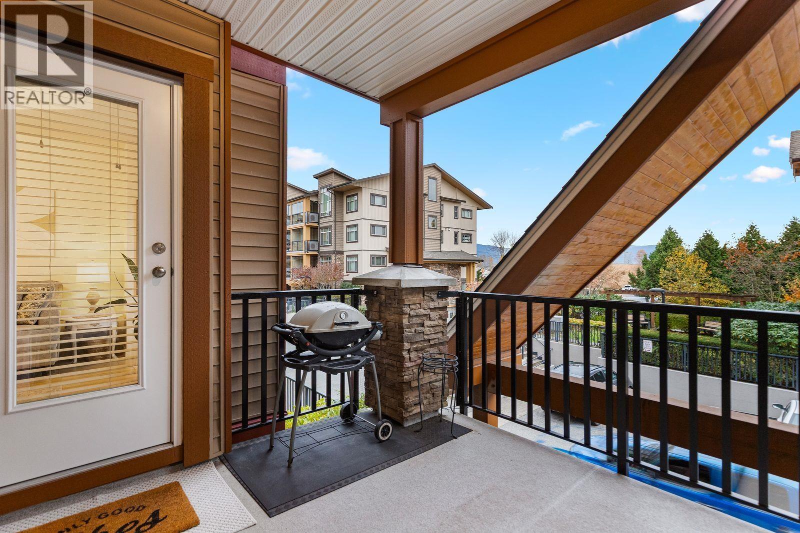 215 12565 190A STREET, Pitt Meadows