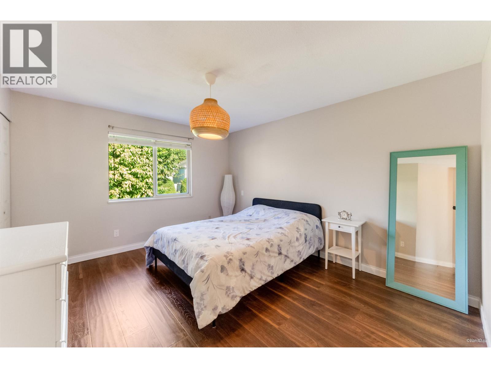 2287 STAFFORD AVENUE, Port Coquitlam