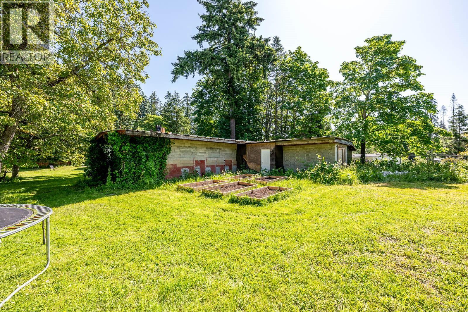 4399 Island Hwy S, Courtenay