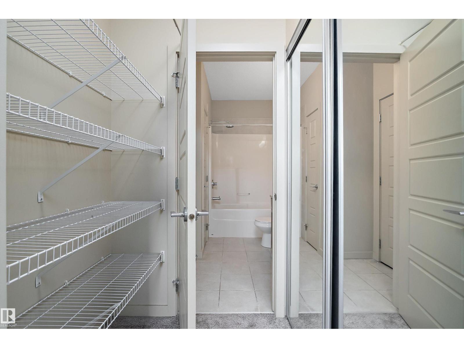 #311 504 Griesbach PR NW, Edmonton