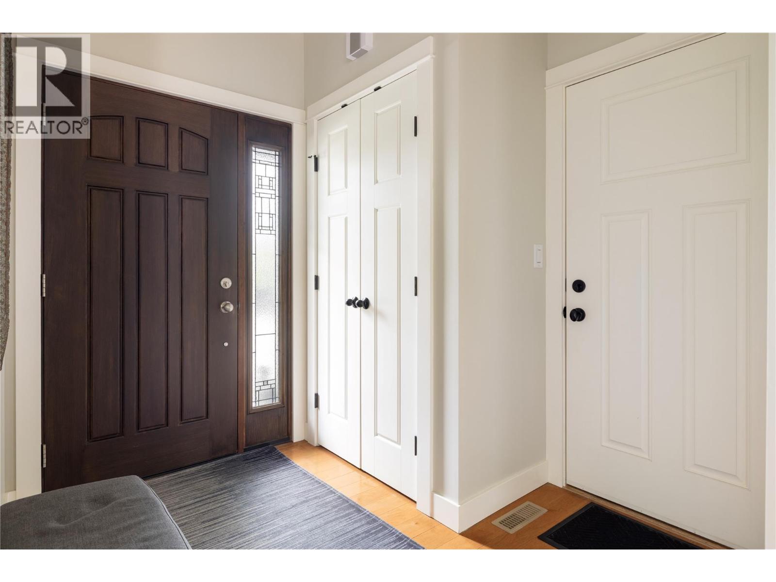 3535 Wood Avenue Unit# 6, Armstrong