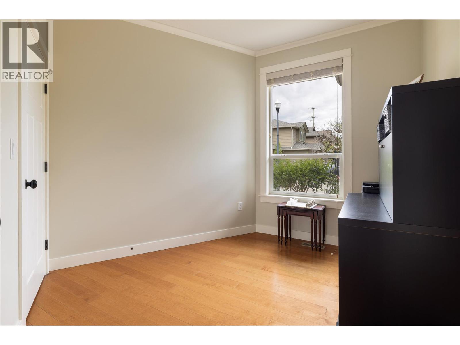 3535 Wood Avenue Unit# 6, Armstrong