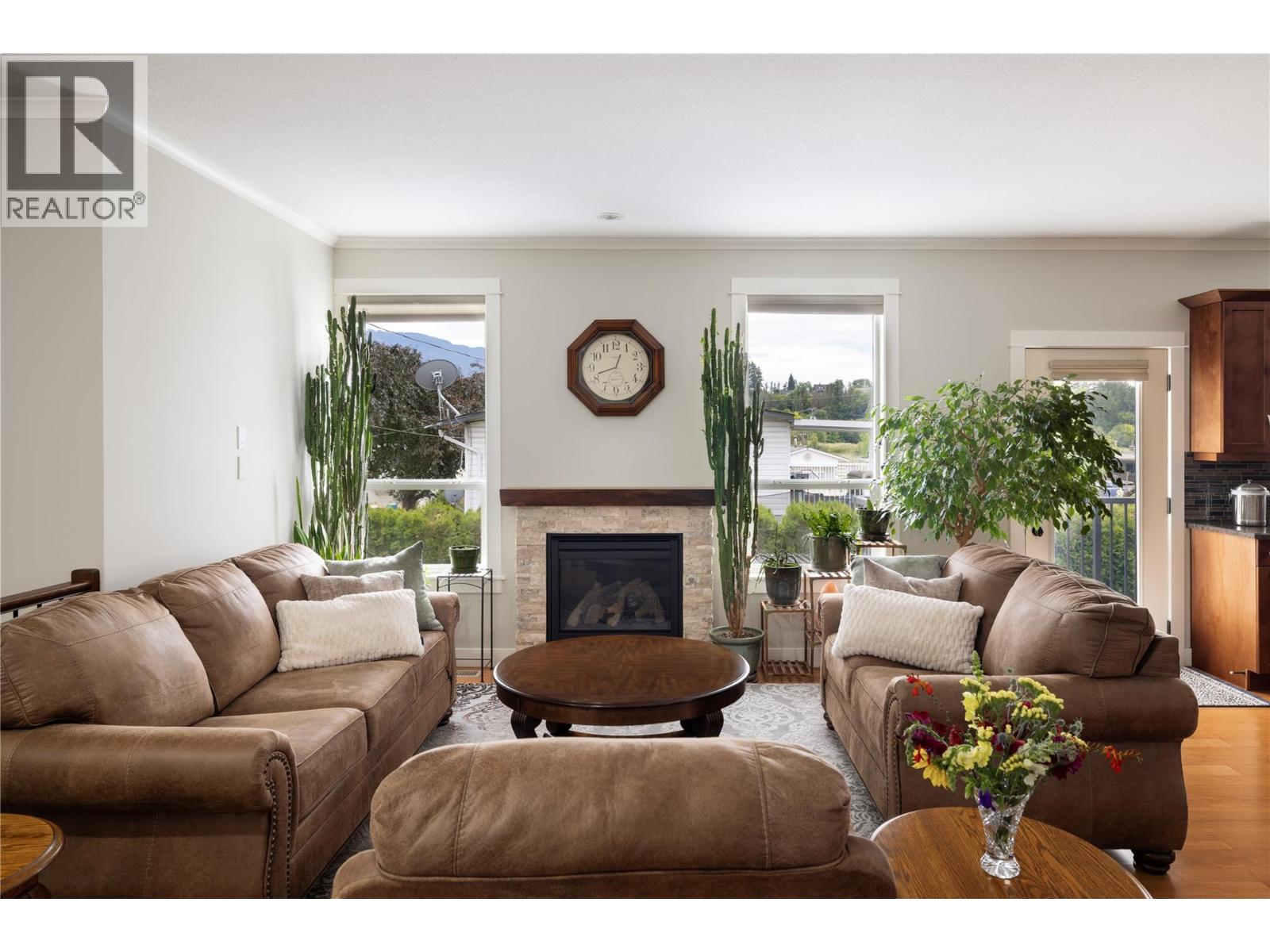 3535 Wood Avenue Unit# 6, Armstrong