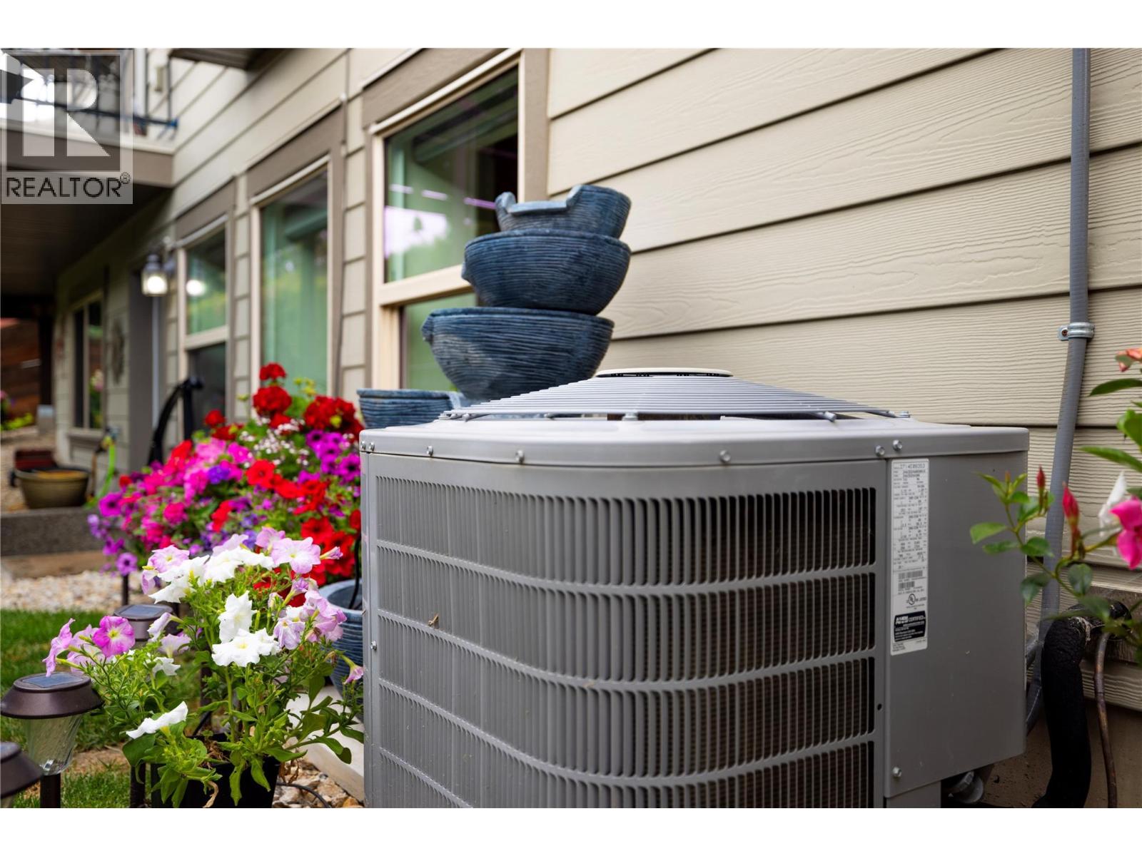 3535 Wood Avenue Unit# 6, Armstrong