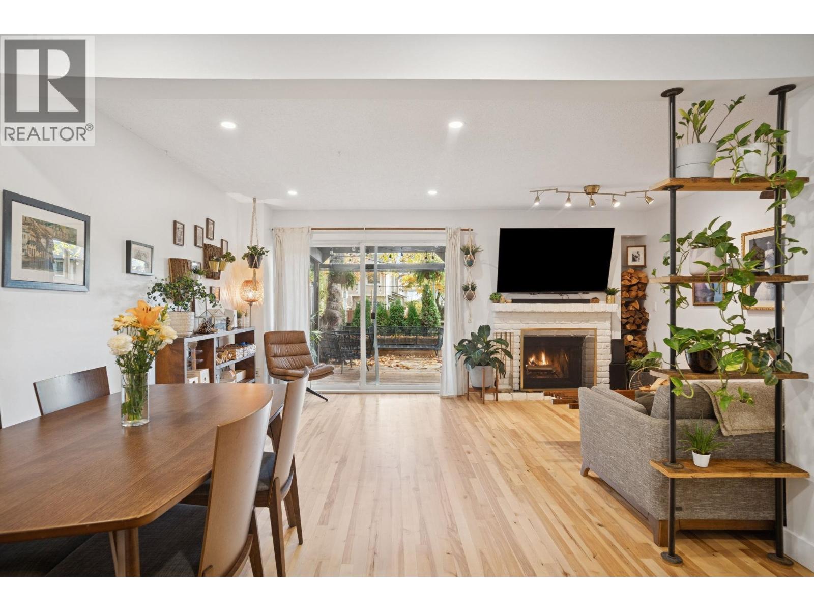 35 1140 EAGLERIDGE DRIVE, Coquitlam