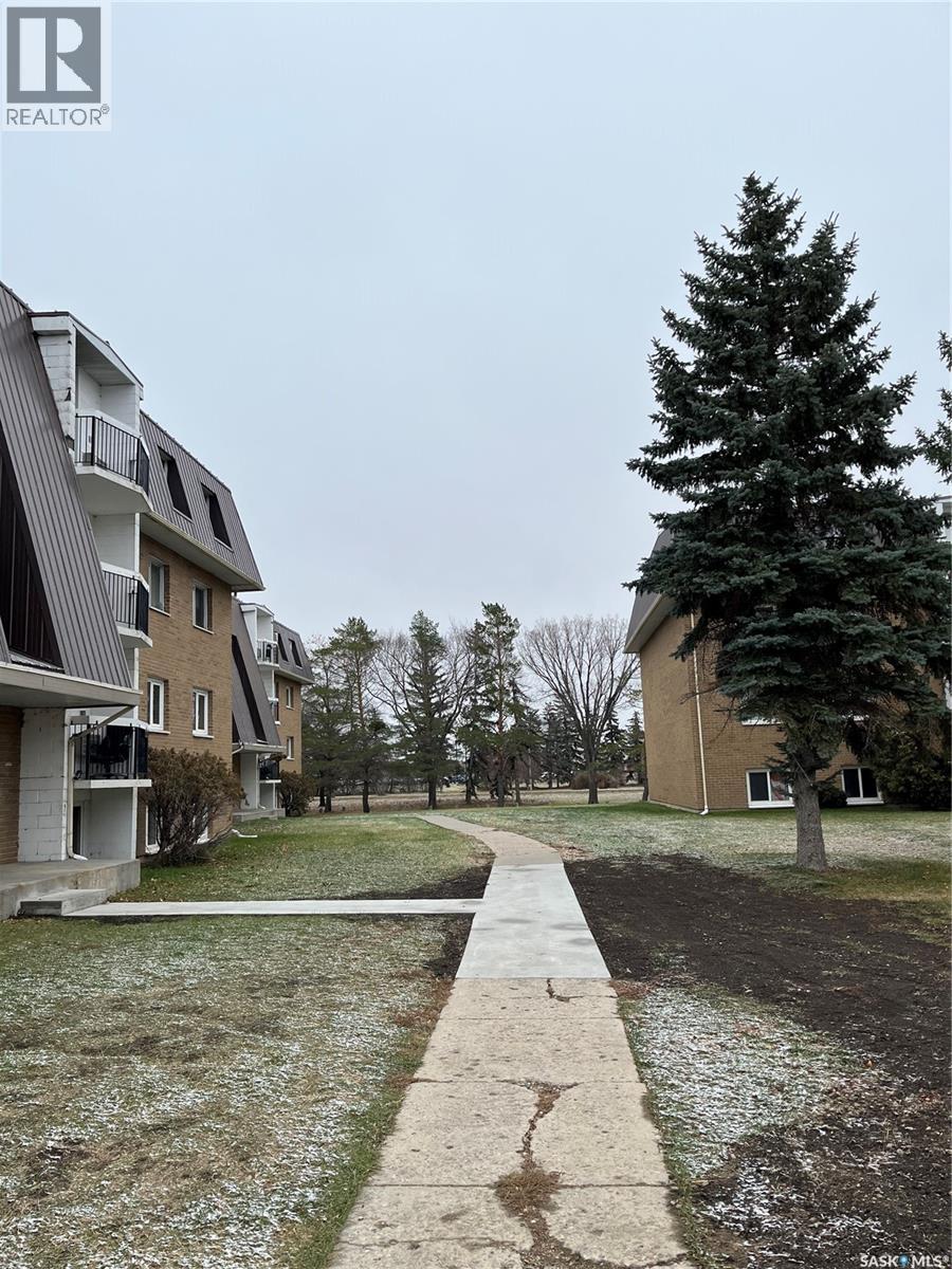 #14 27 CENTENNIAL STREET - Image 3