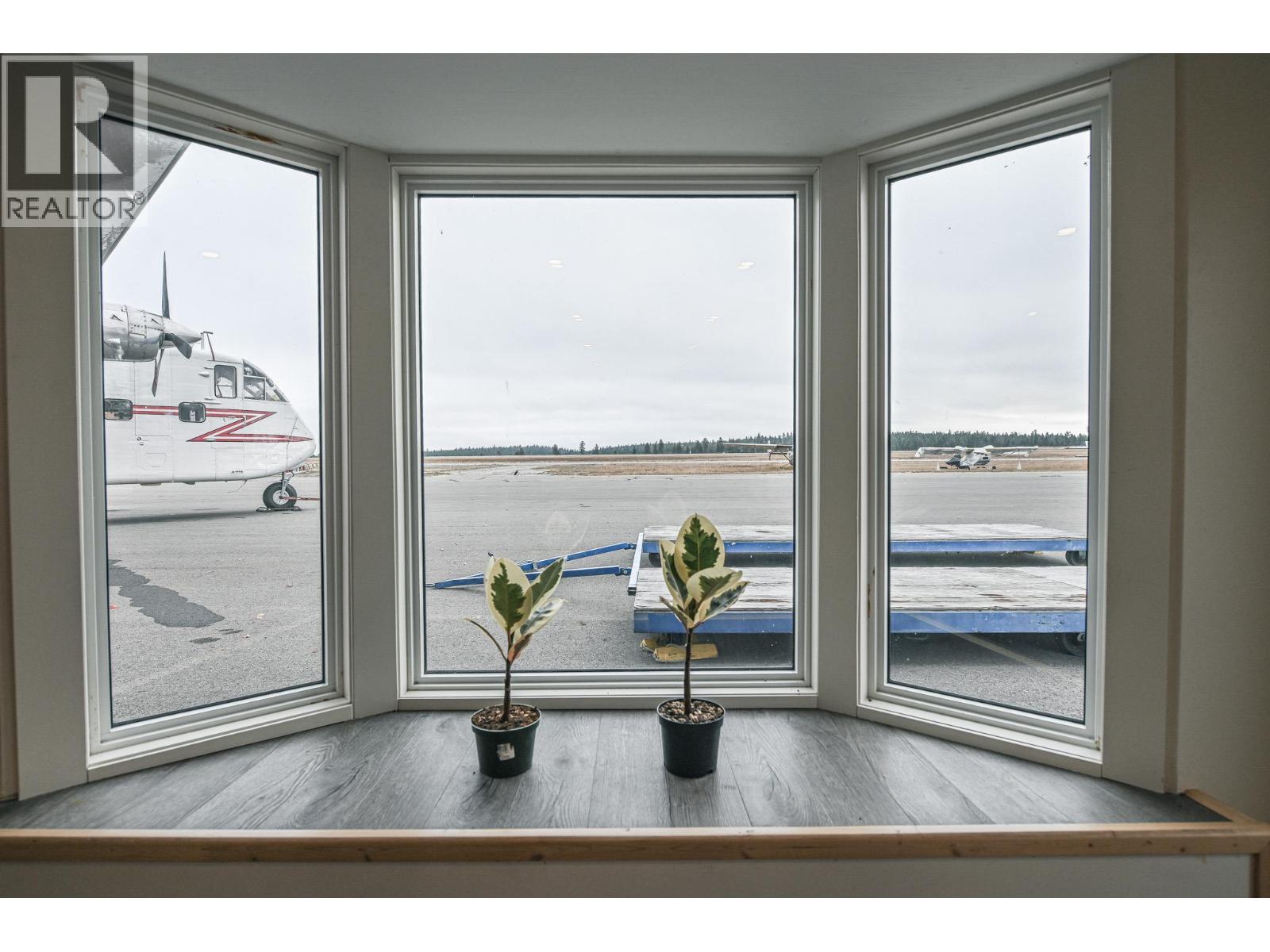  9418 Airport Access Road, Cranbrook