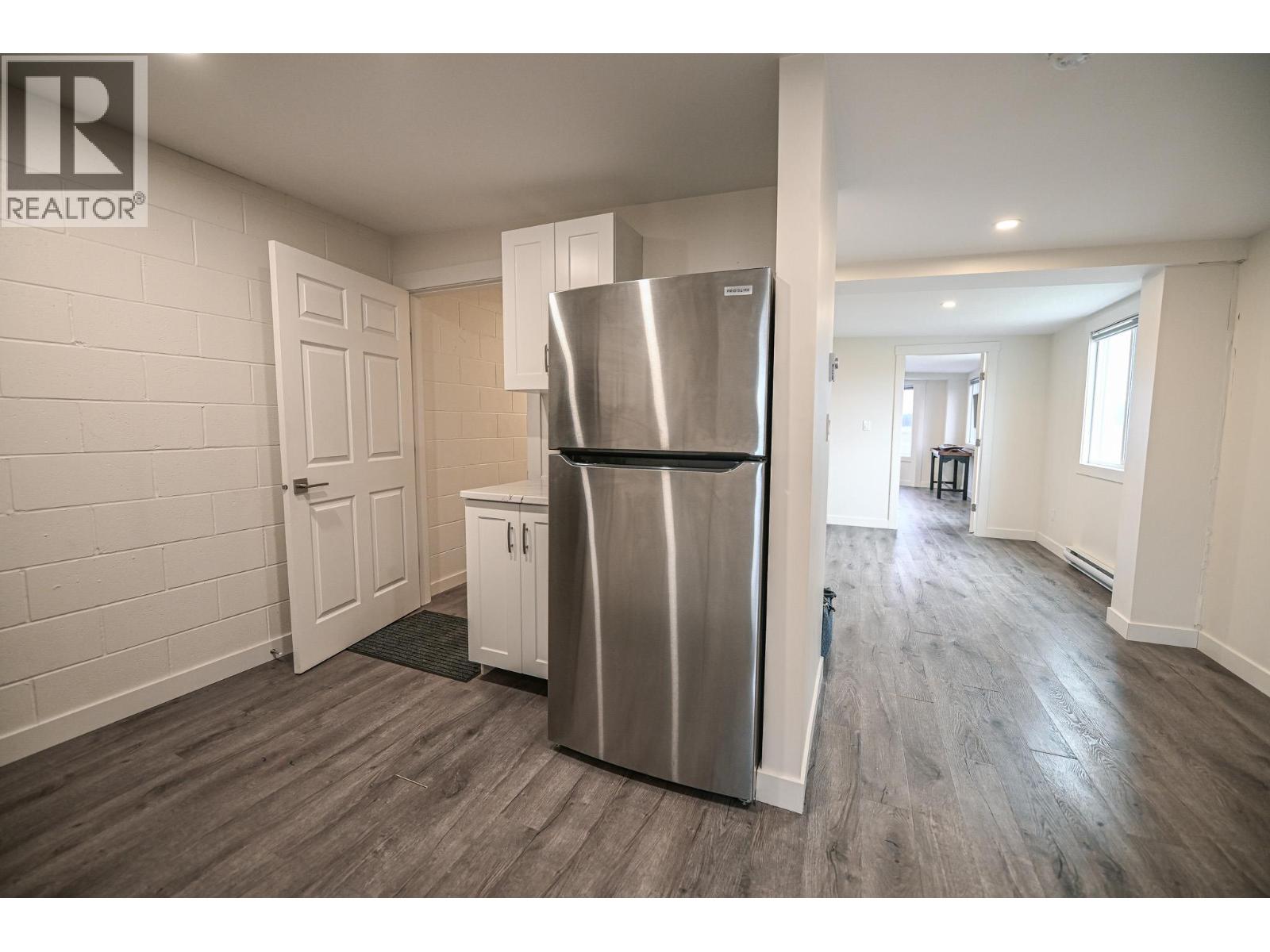  9418 Airport Access Road, Cranbrook