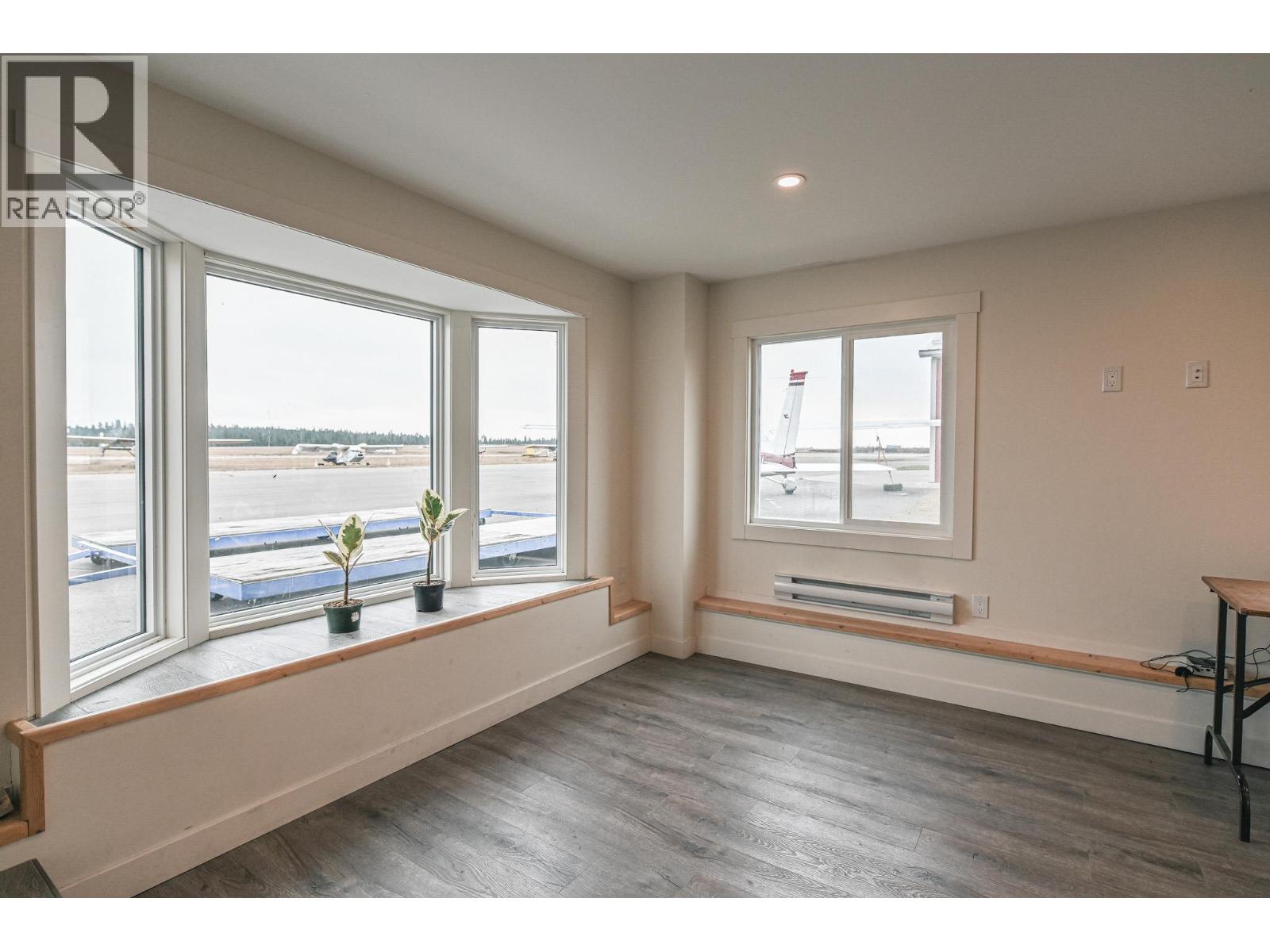  9418 Airport Access Road, Cranbrook