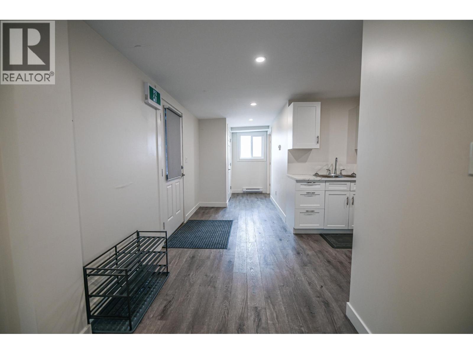  9418 Airport Access Road, Cranbrook