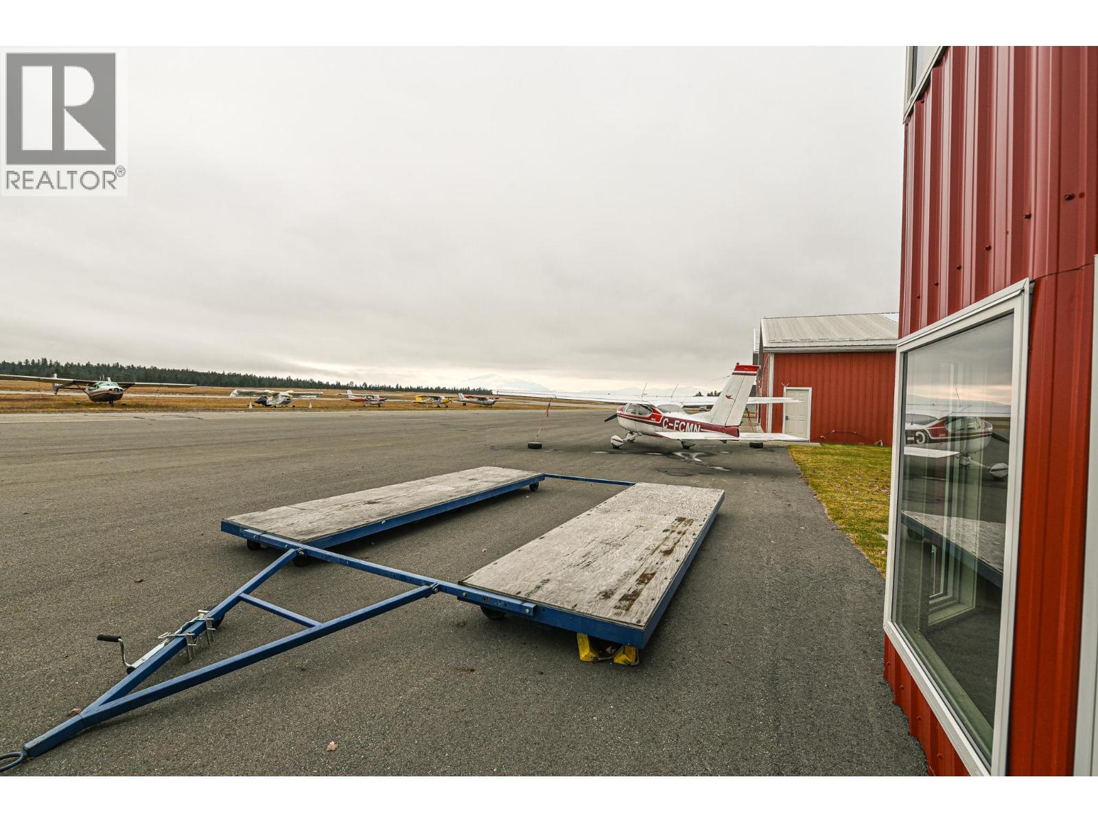  9418 Airport Access Road, Cranbrook