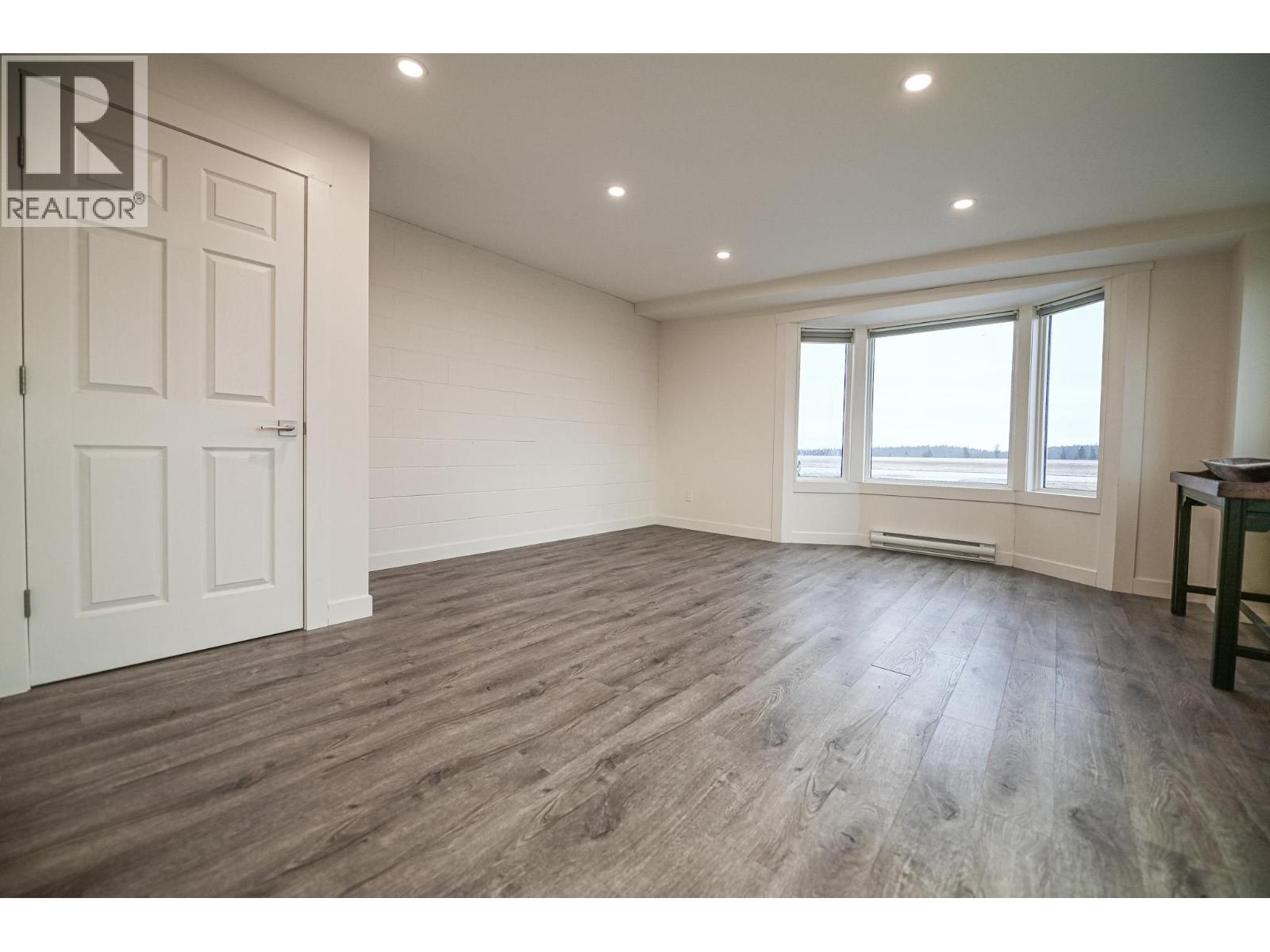  9418 Airport Access Road, Cranbrook