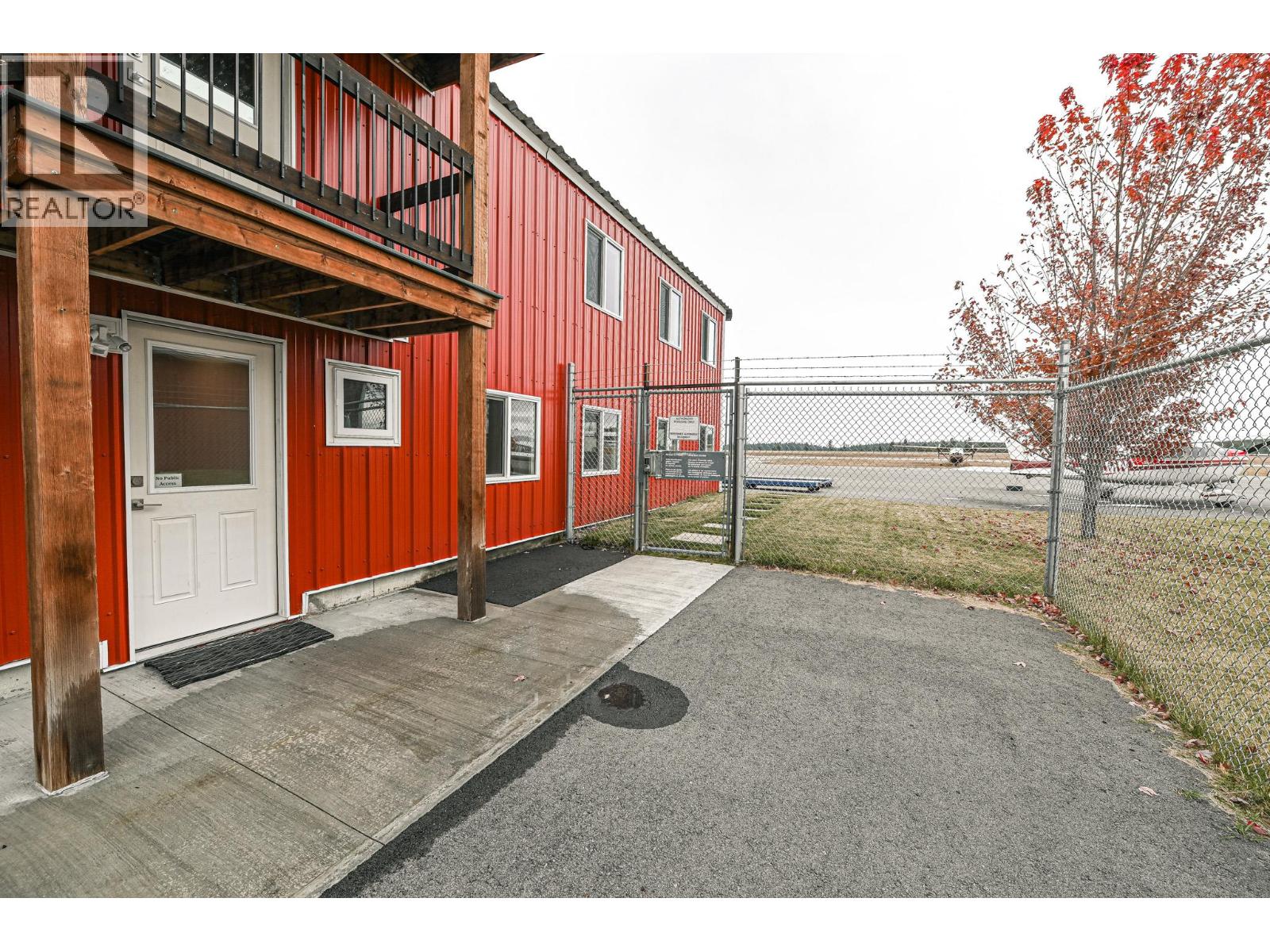  9418 Airport Access Road, Cranbrook