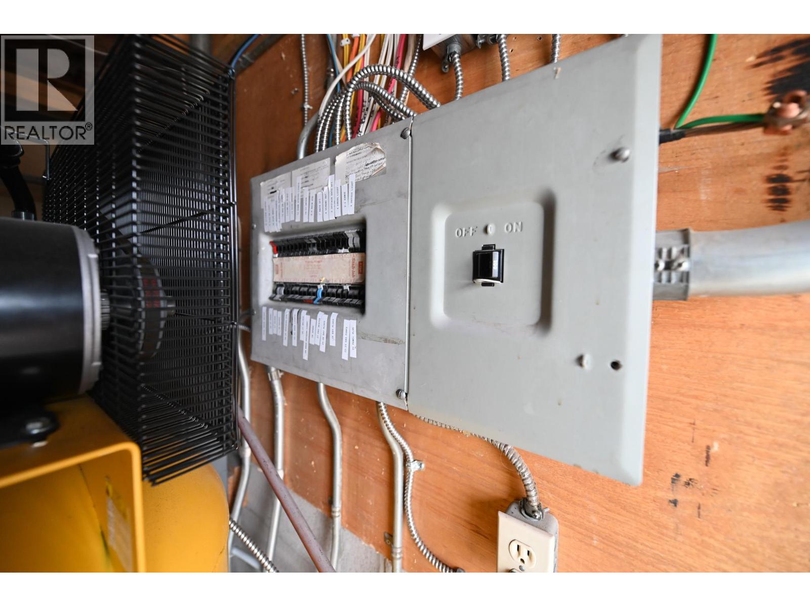  9418 Airport Access Road, Cranbrook