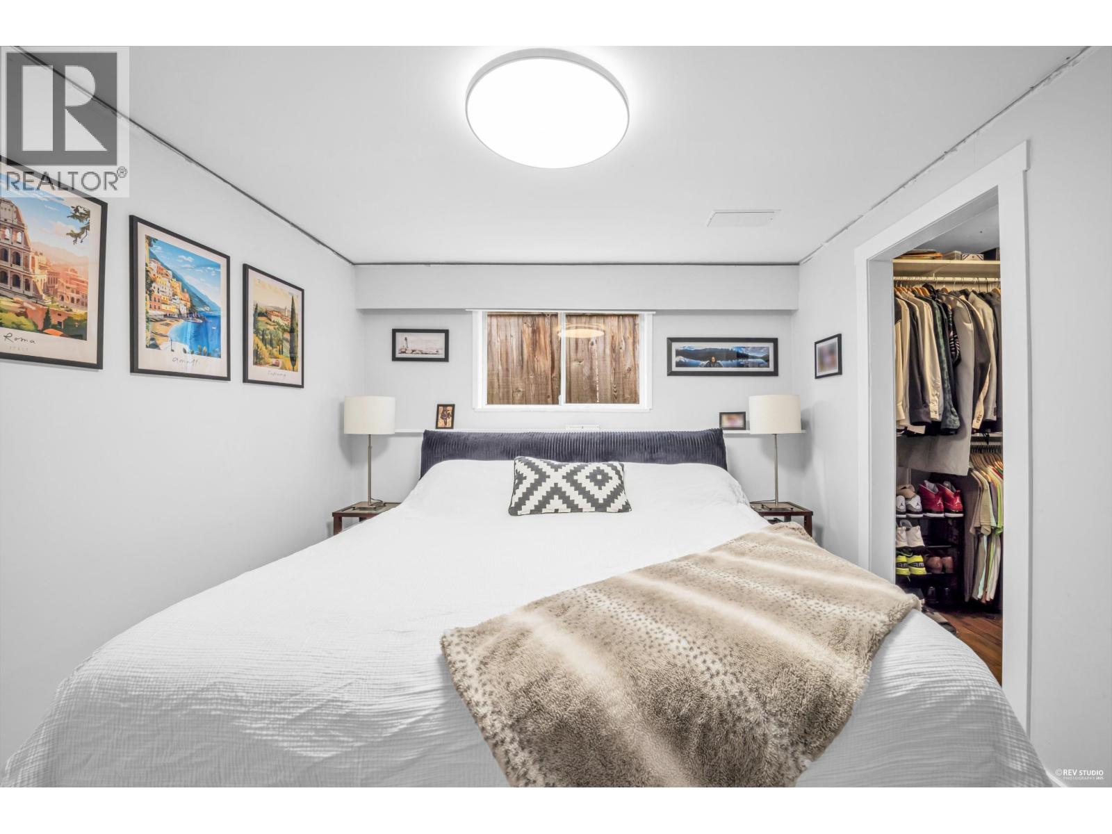 4307 VENABLES STREET, Burnaby