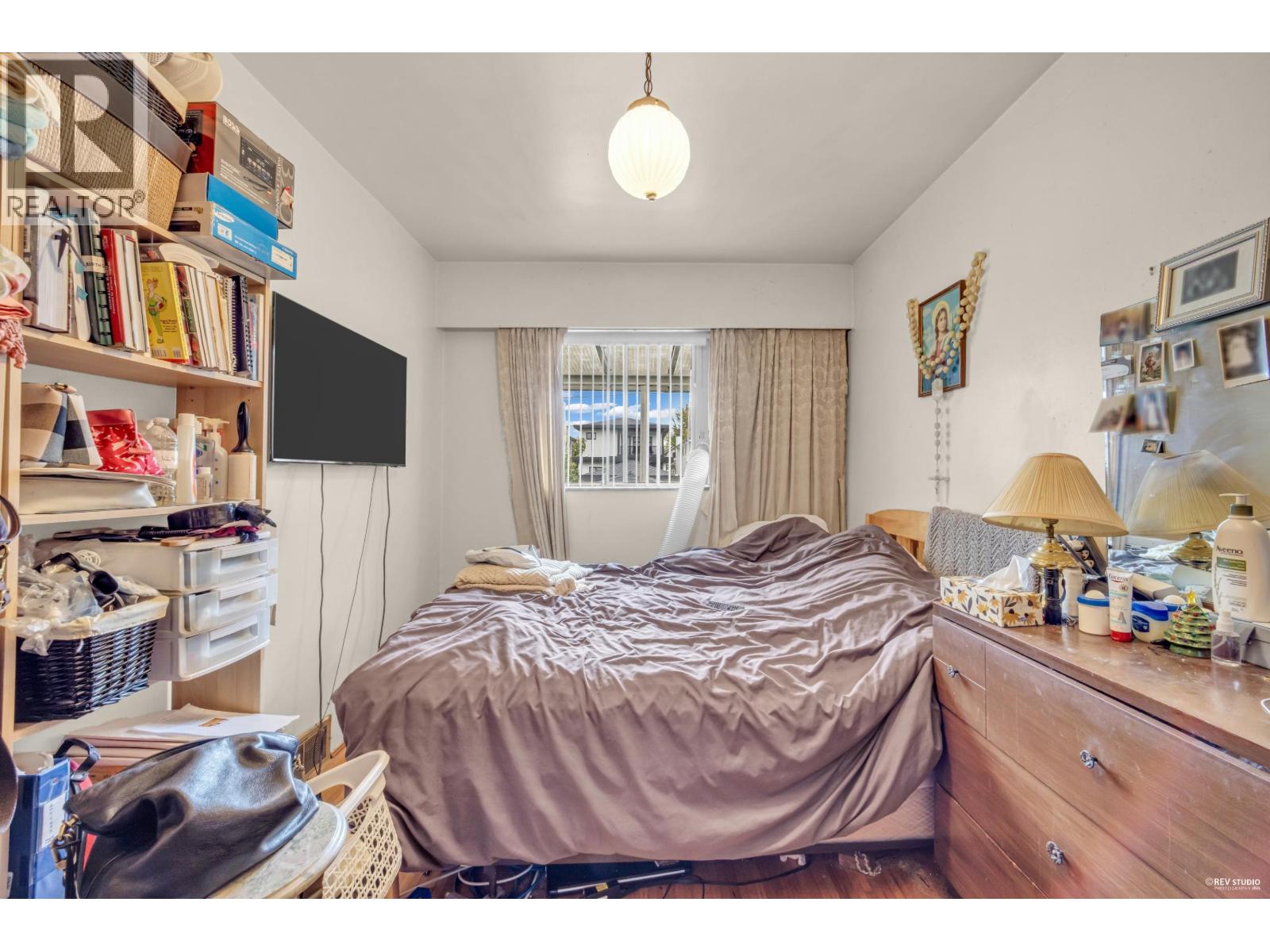 4307 VENABLES STREET, Burnaby