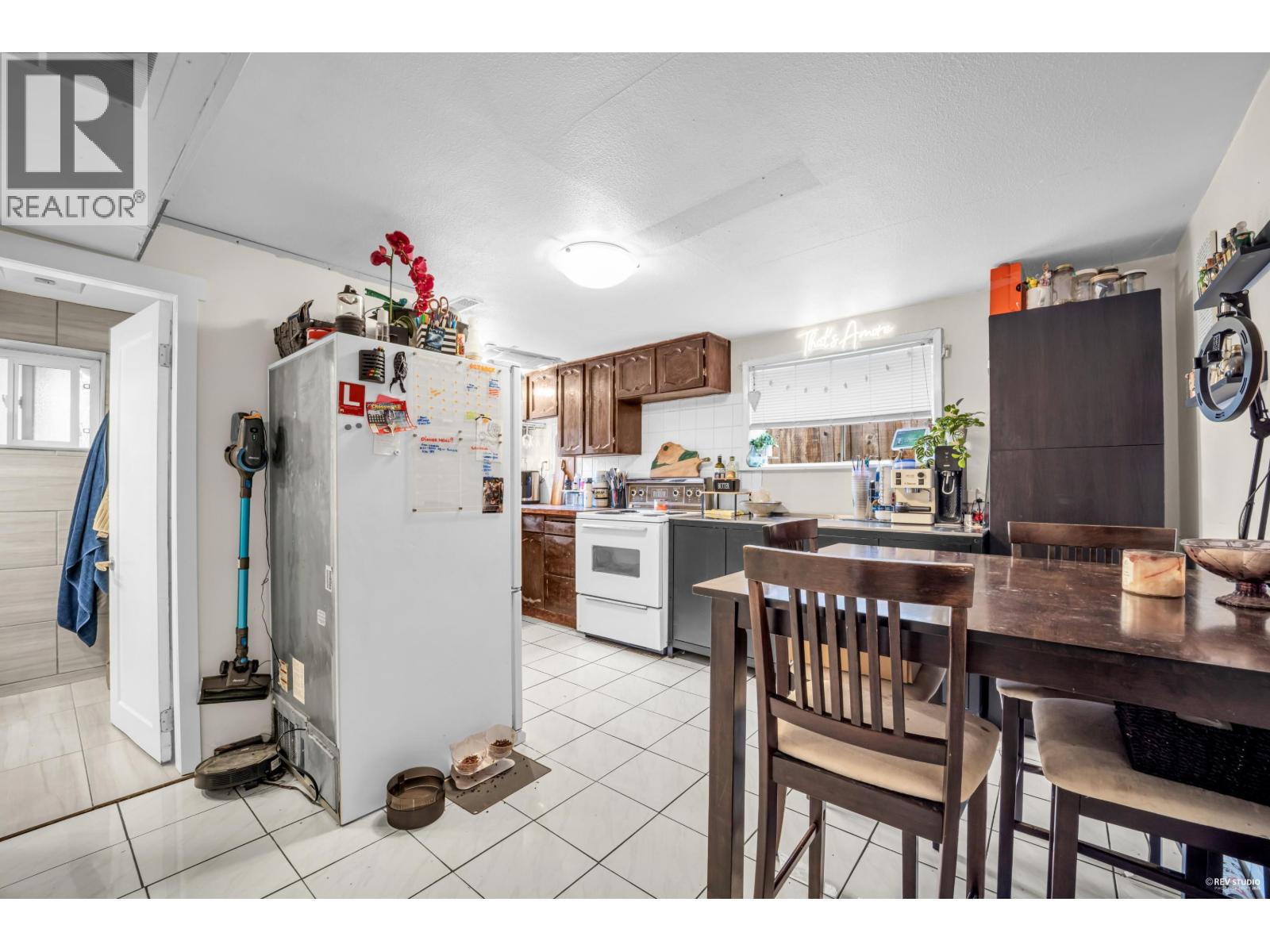 4307 VENABLES STREET, Burnaby