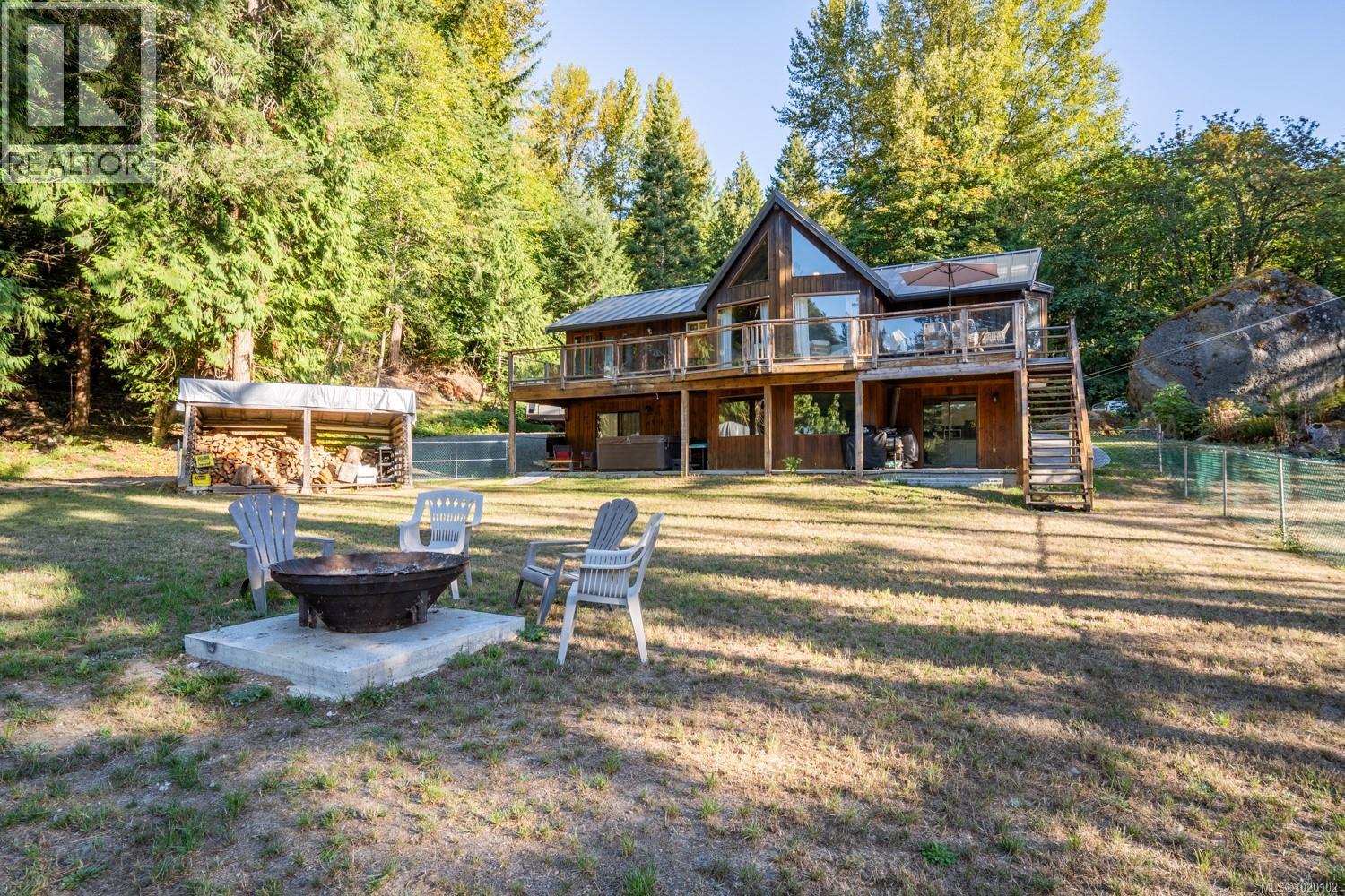 995 Nanaimo River Rd, Nanaimo