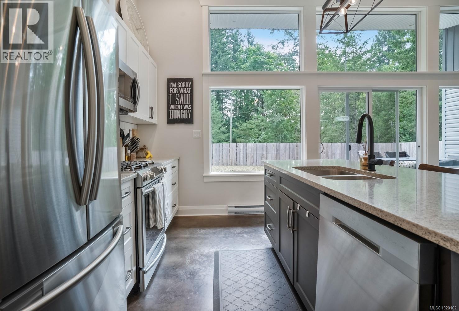 995 Nanaimo River Rd, Nanaimo