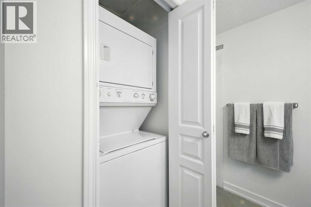 Single Family House for Sale in    Avenue NW Hounsfield Heights/Briar Hill Calgary 