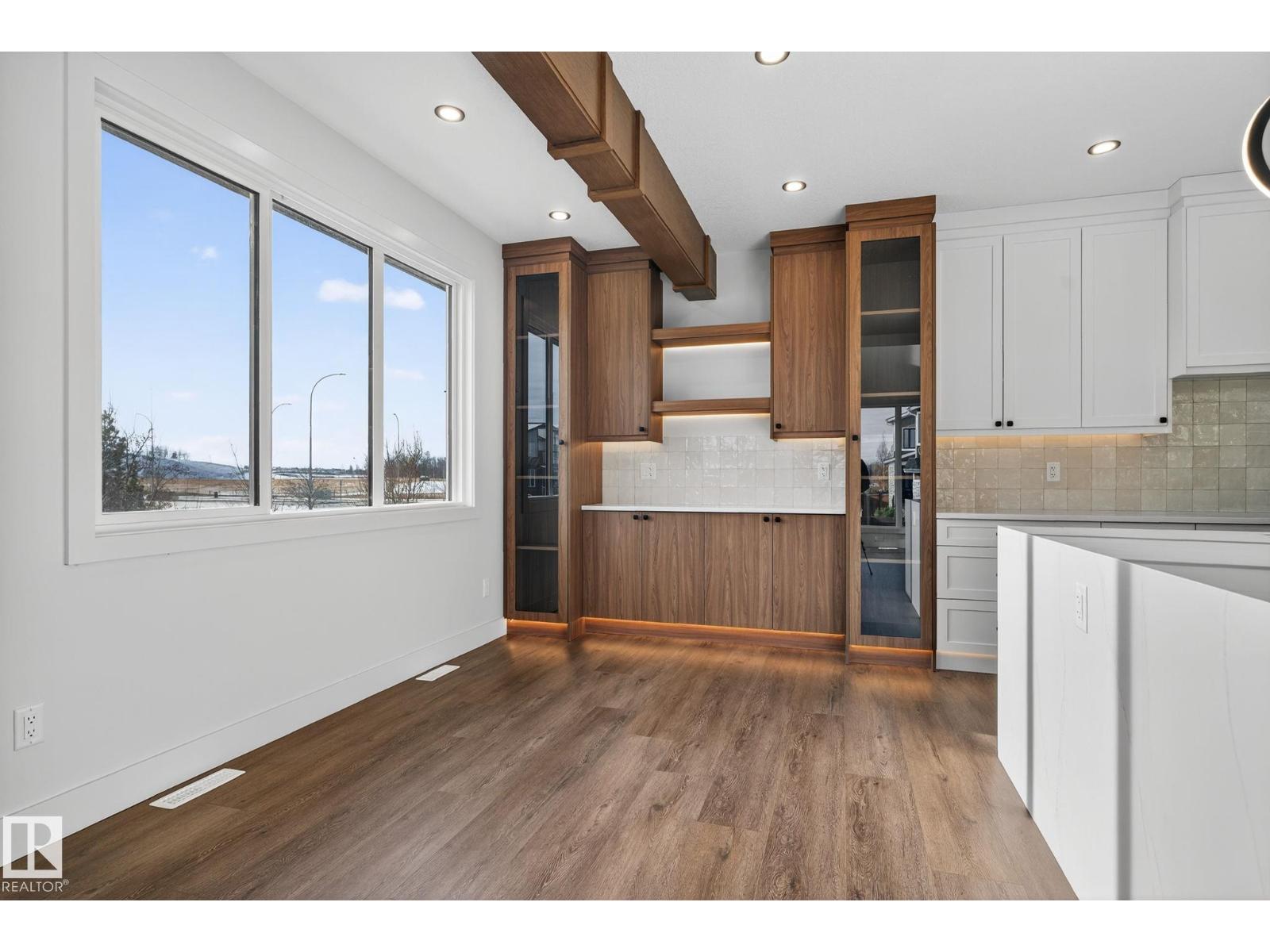 1 Elwyck GA, Spruce Grove