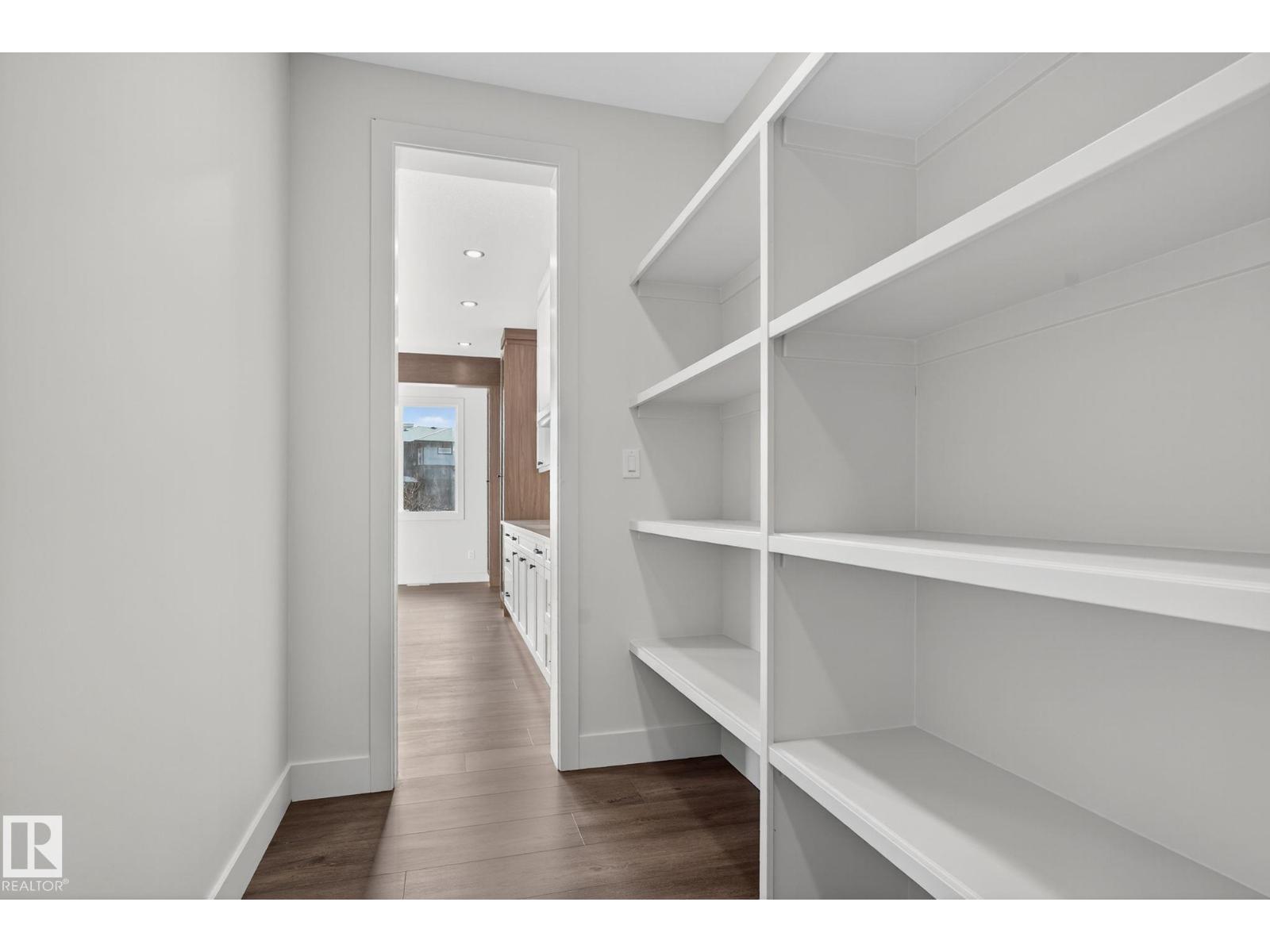 1 Elwyck GA, Spruce Grove