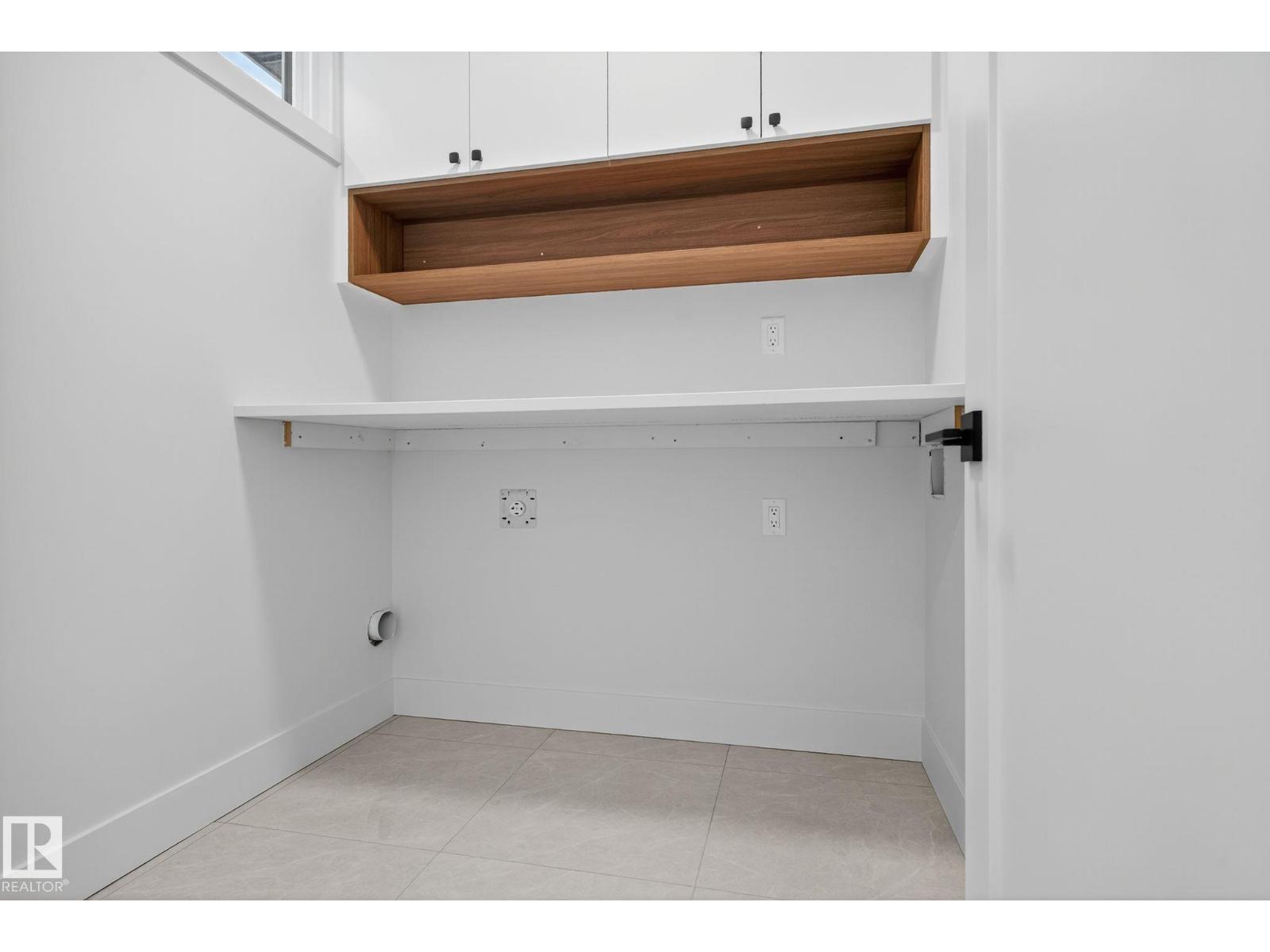 1 Elwyck GA, Spruce Grove