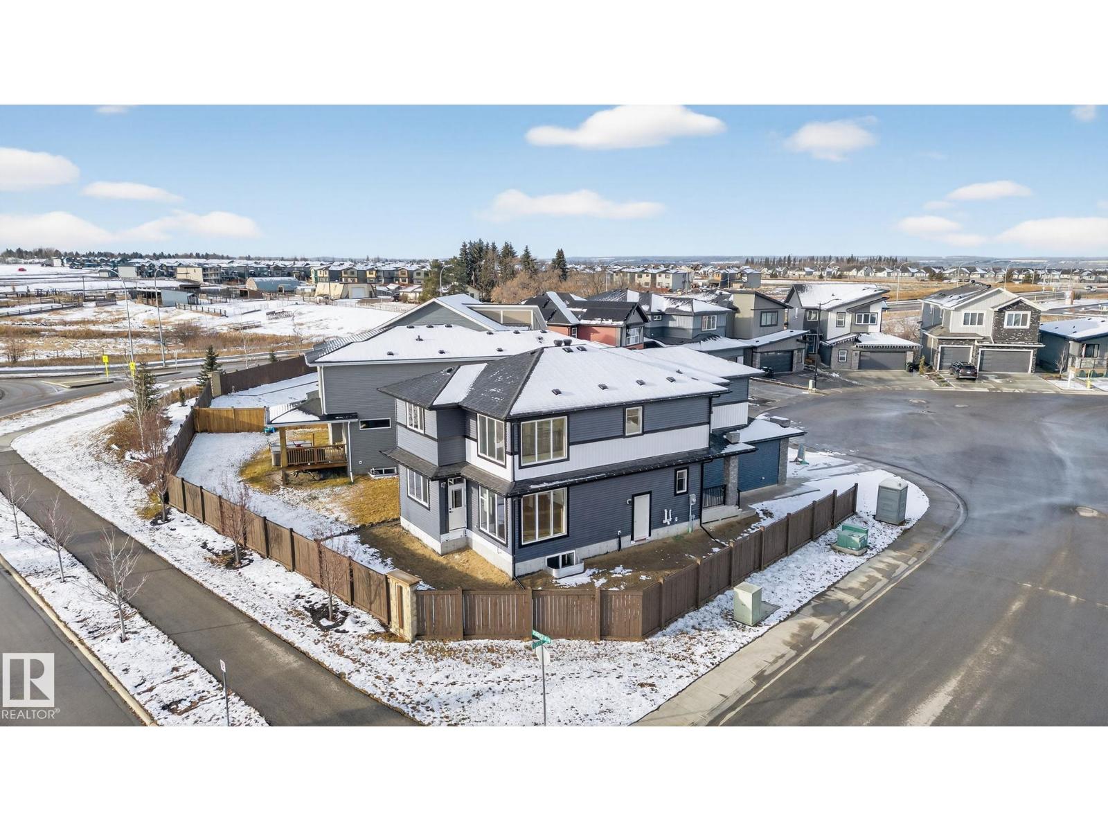 1 Elwyck GA, Spruce Grove