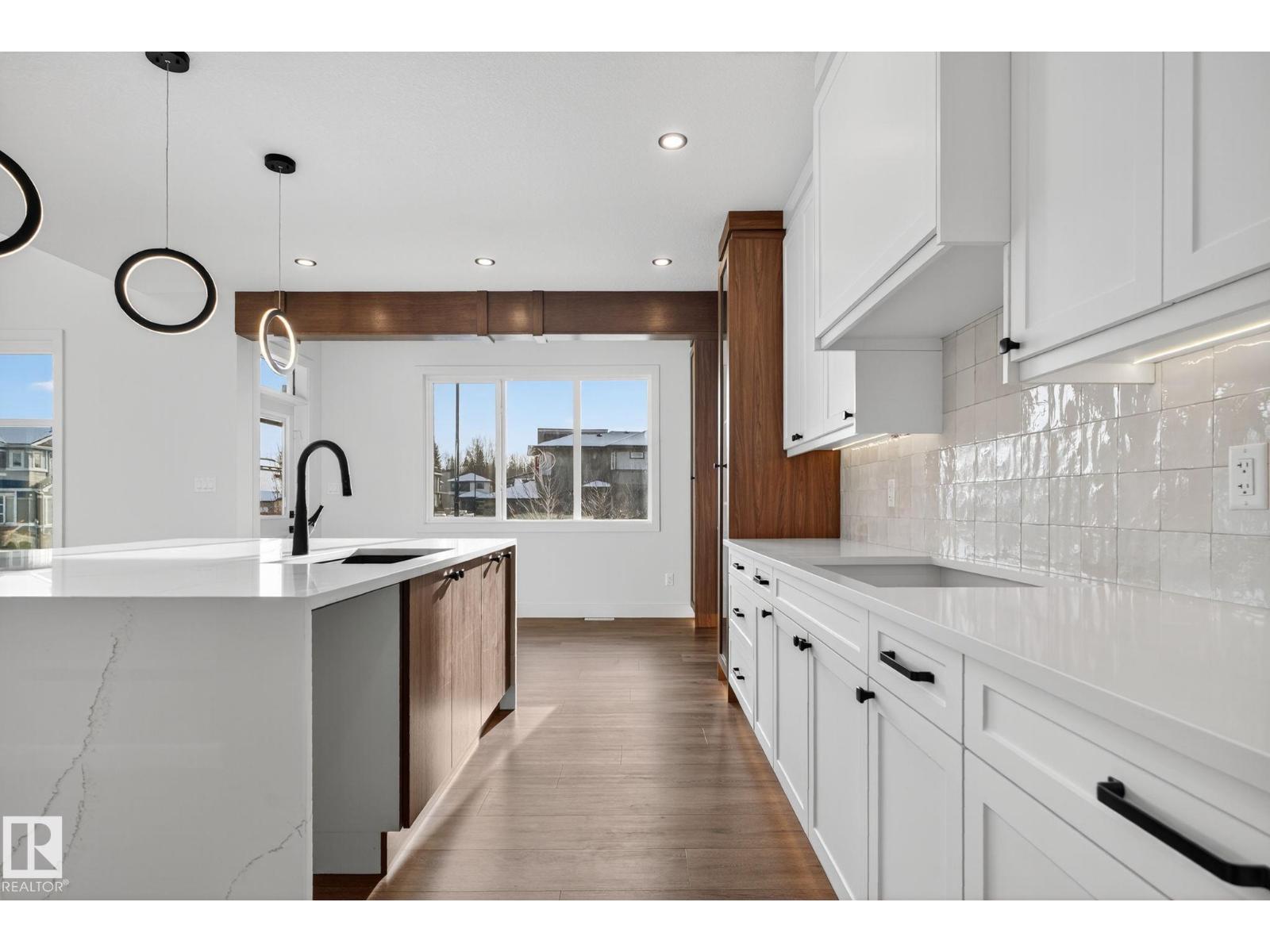 1 Elwyck GA, Spruce Grove