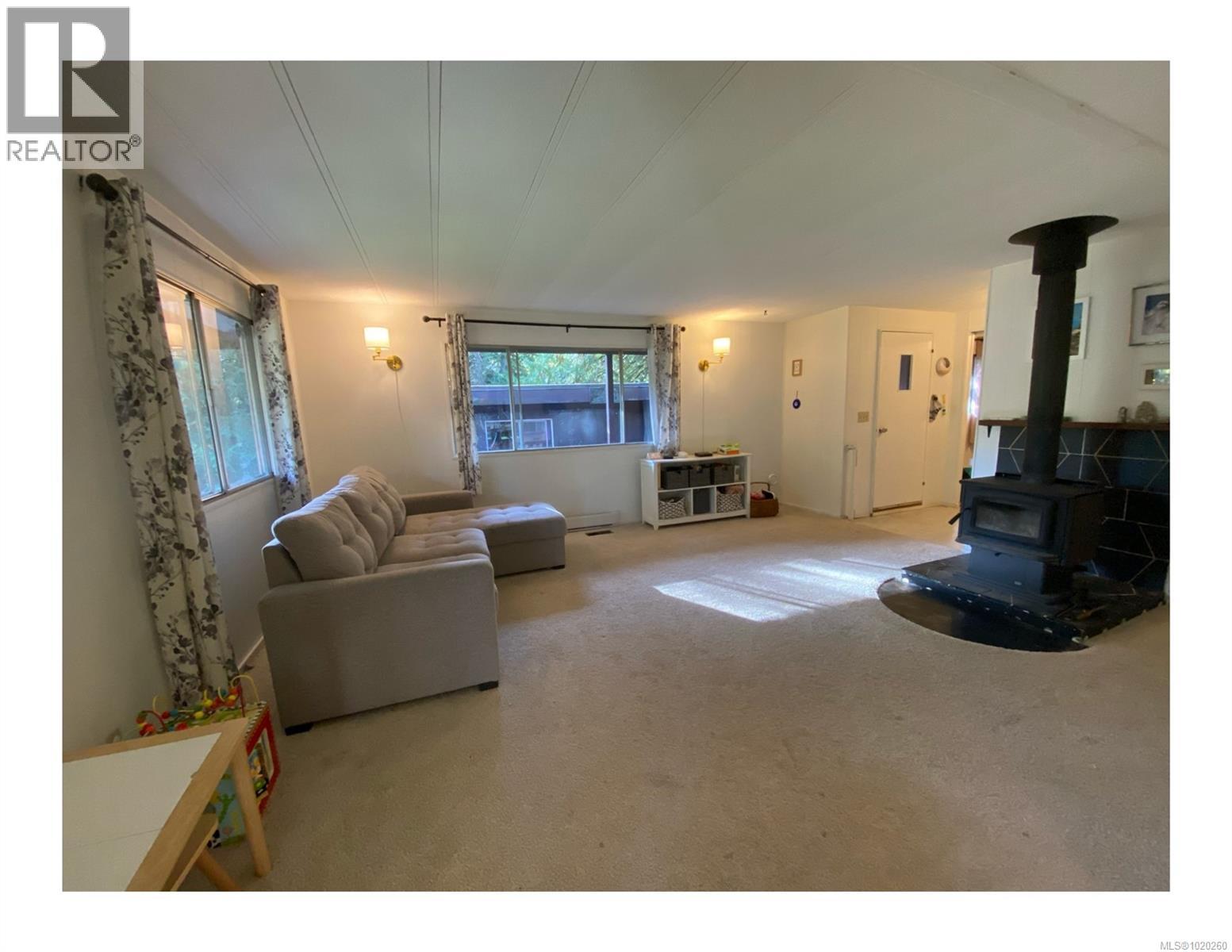 1007 Cedarwood Pl, Cobble Hill