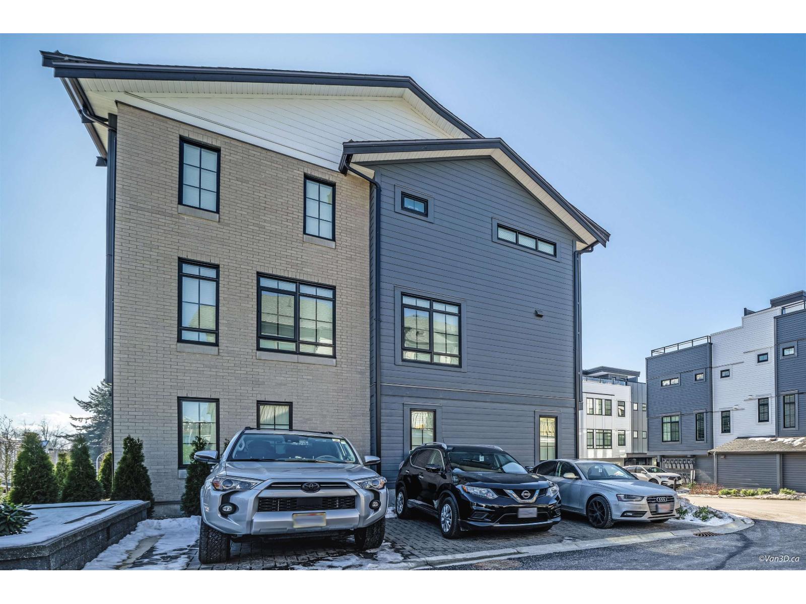 82 2075 OAK MEADOWS DRIVE, Surrey