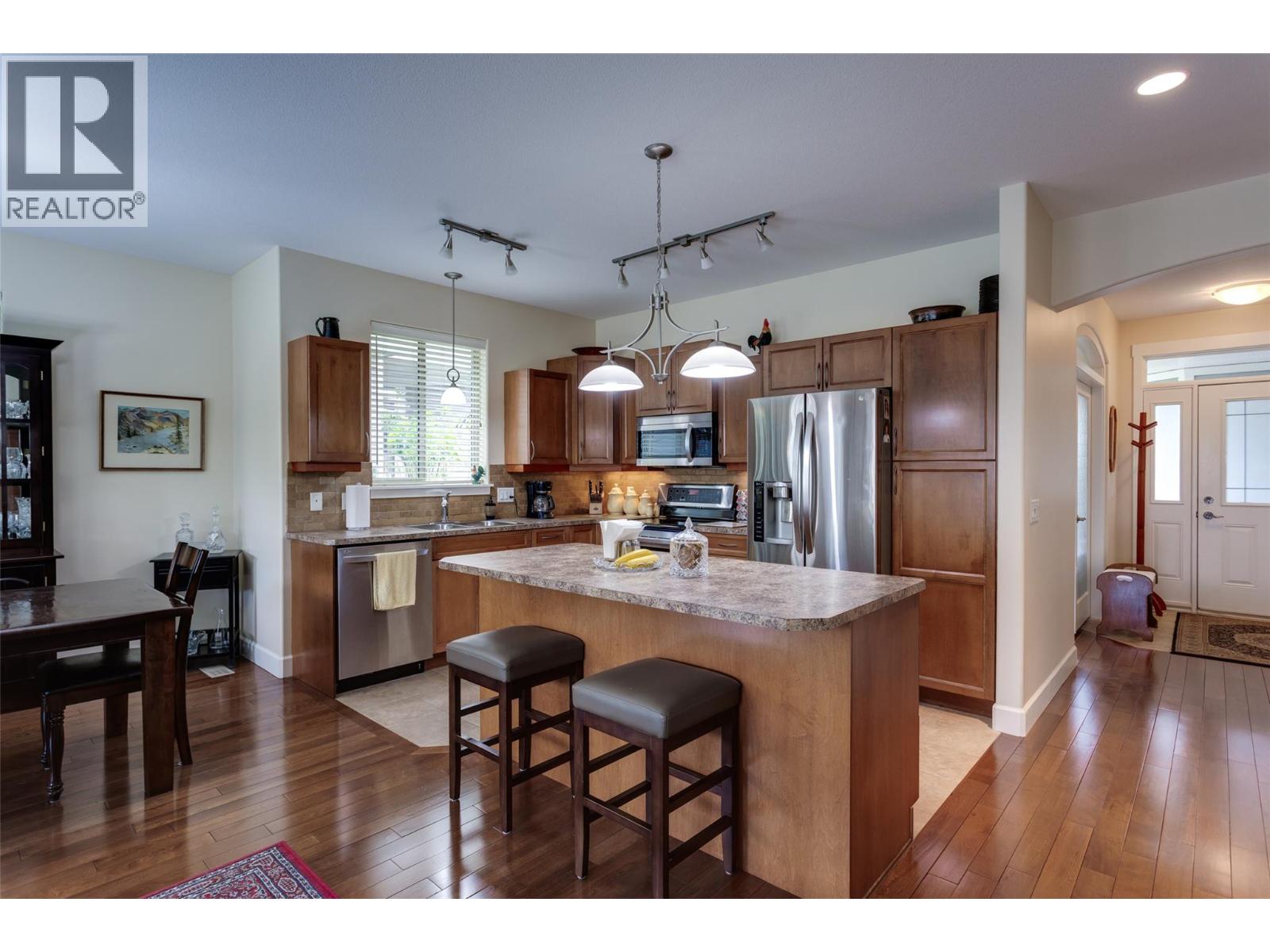 254 4035 Gellatly Road South, West Kelowna