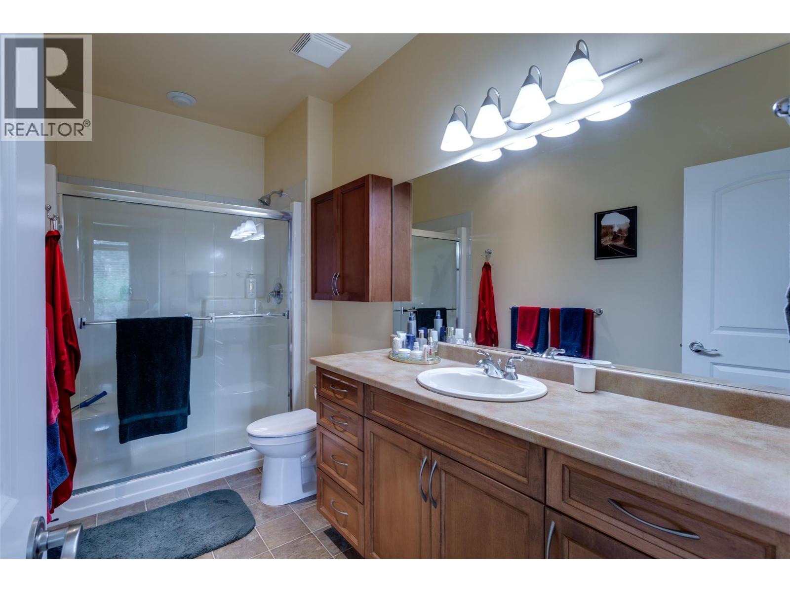 254 4035 Gellatly Road South, West Kelowna