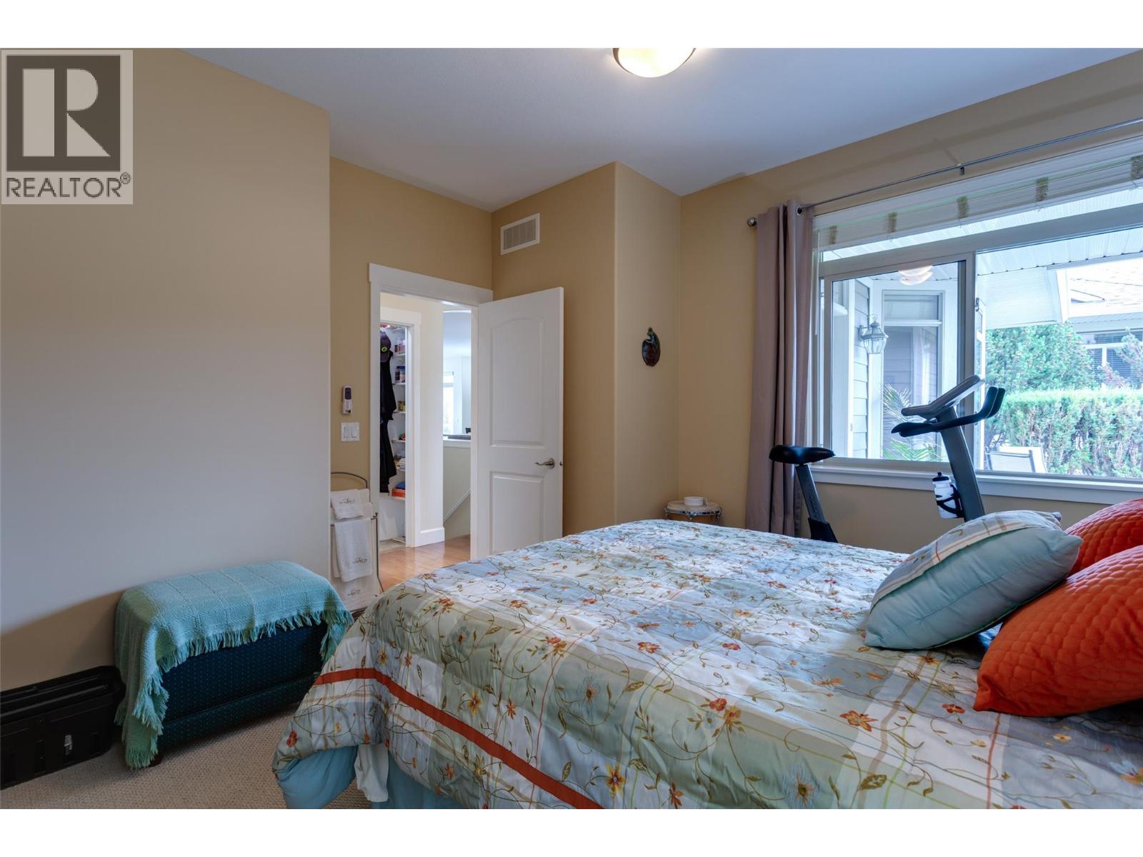 254 4035 Gellatly Road South, West Kelowna