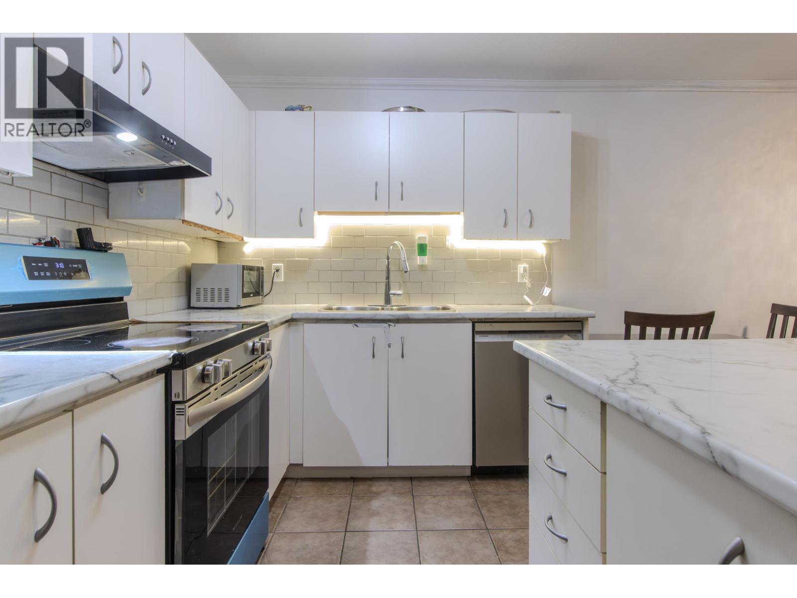 34 39920 GOVERNMENT ROAD, Squamish