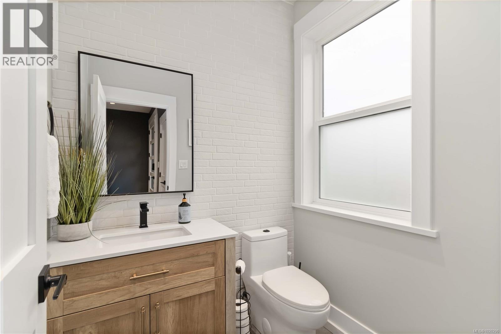 2710 Moncur Rd, Shawnigan Lake