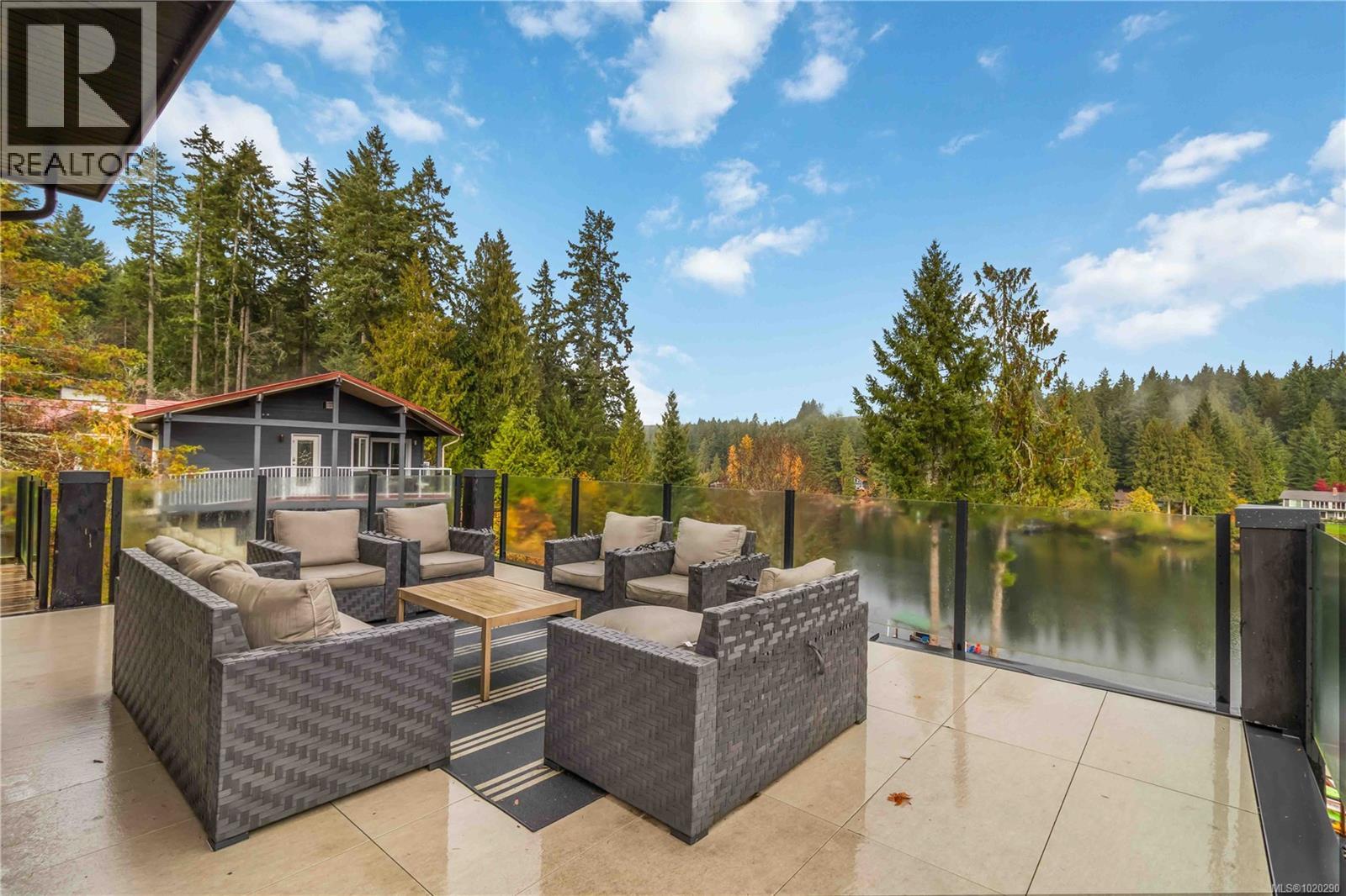 2710 Moncur Rd, Shawnigan Lake