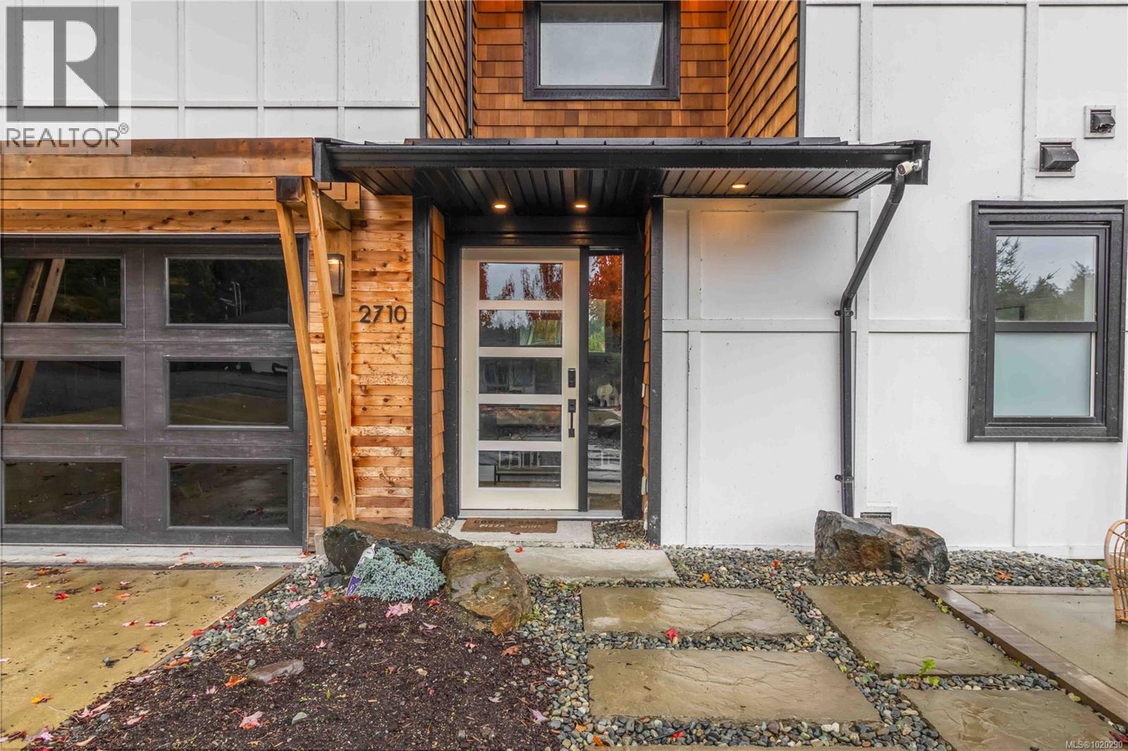 2710 Moncur Rd, Shawnigan Lake