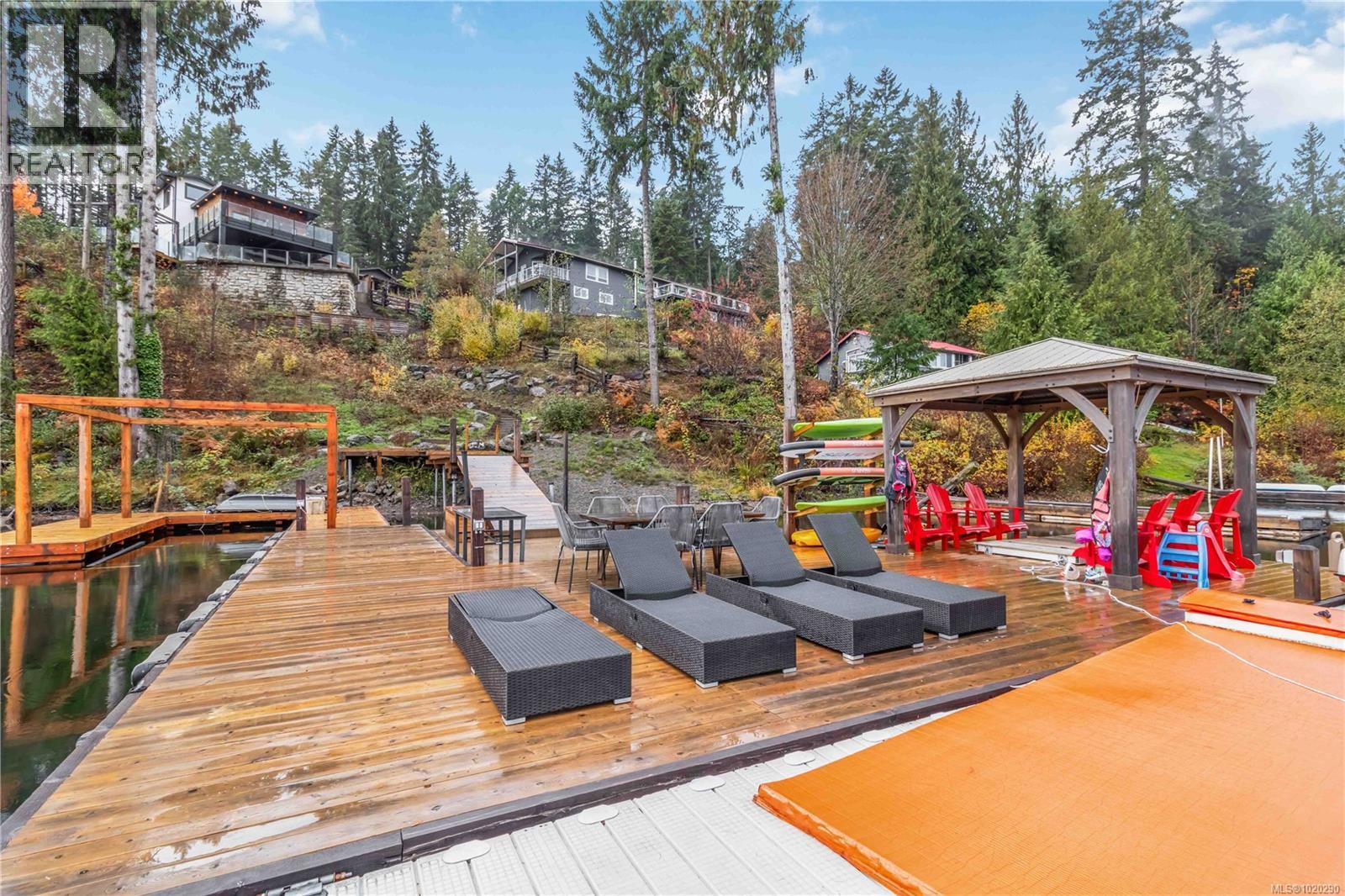 2710 Moncur Rd, Shawnigan Lake