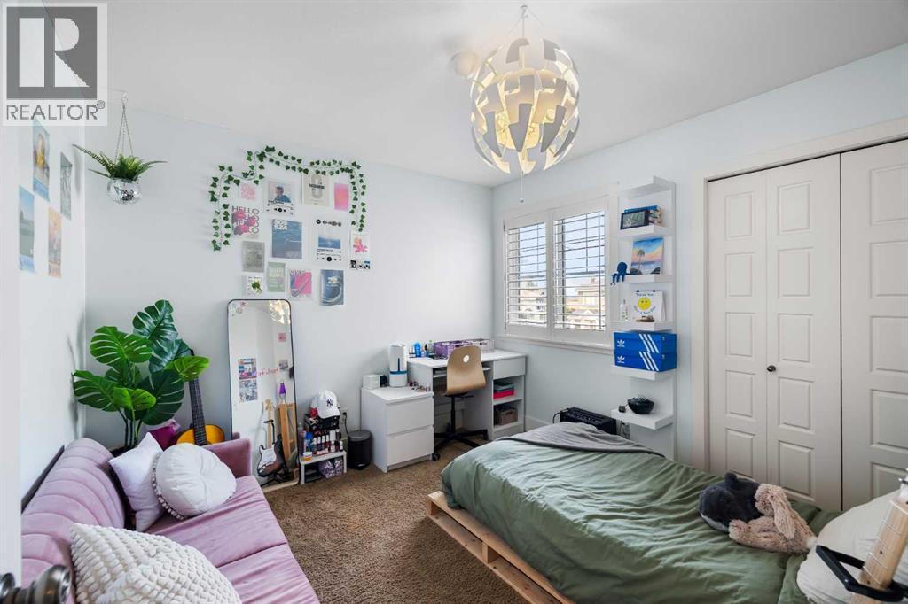 Single Family House for Sale in  Royal Birch Park NW Royal Oak Calgary 