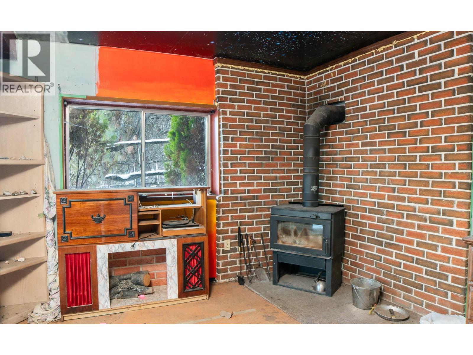 9308 MAIN STREET - 11