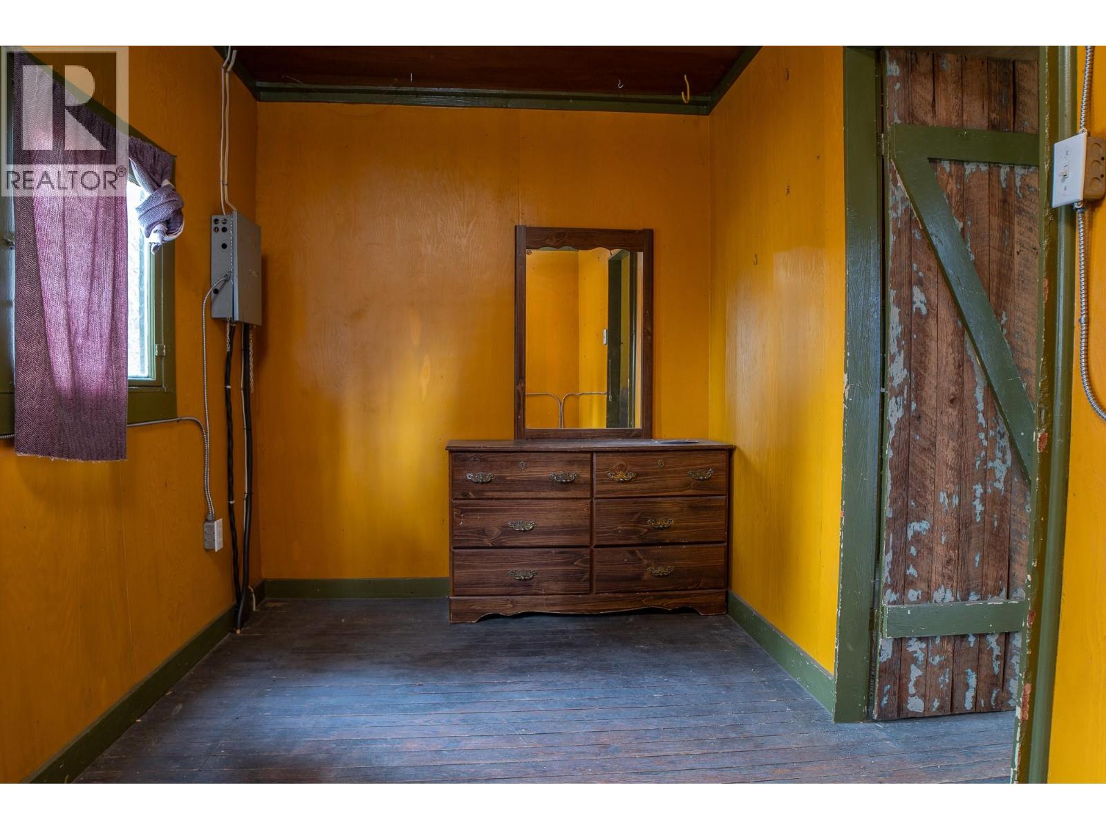 9308 MAIN STREET - 24