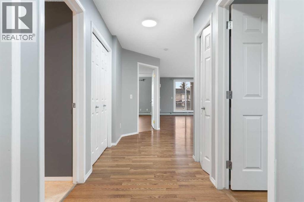 Single Family House for Sale in   Country Village Bay NE Country Hills Village Calgary 