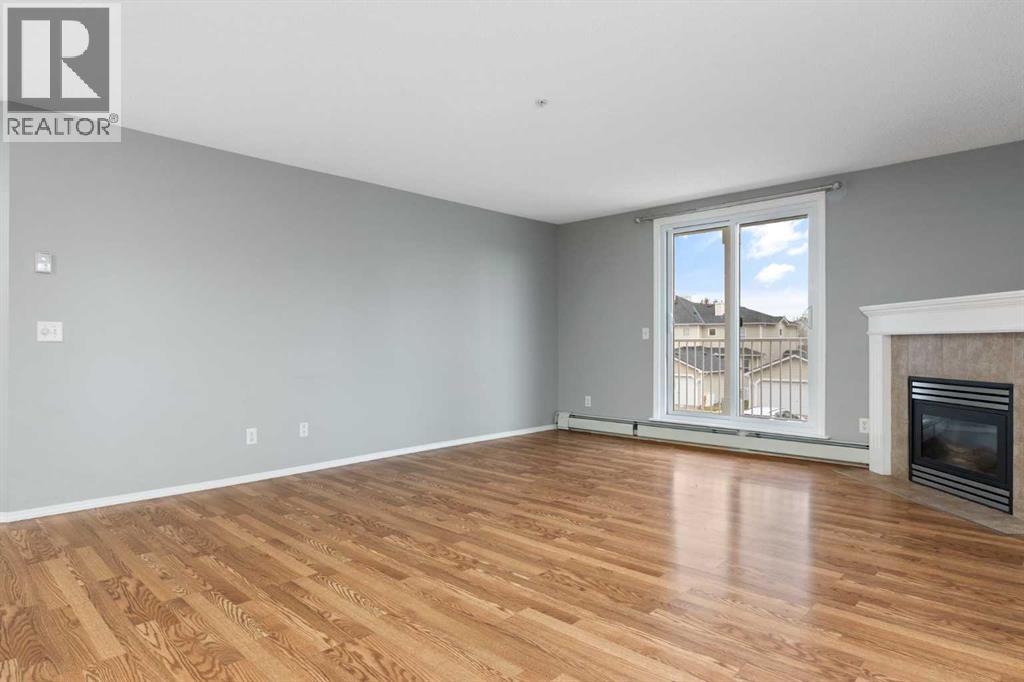 Single Family House for Sale in   Country Village Bay NE Country Hills Village Calgary 