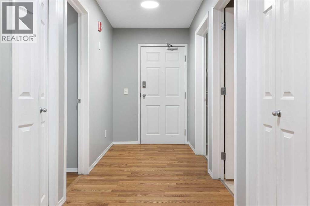 Single Family House for Sale in   Country Village Bay NE Country Hills Village Calgary 