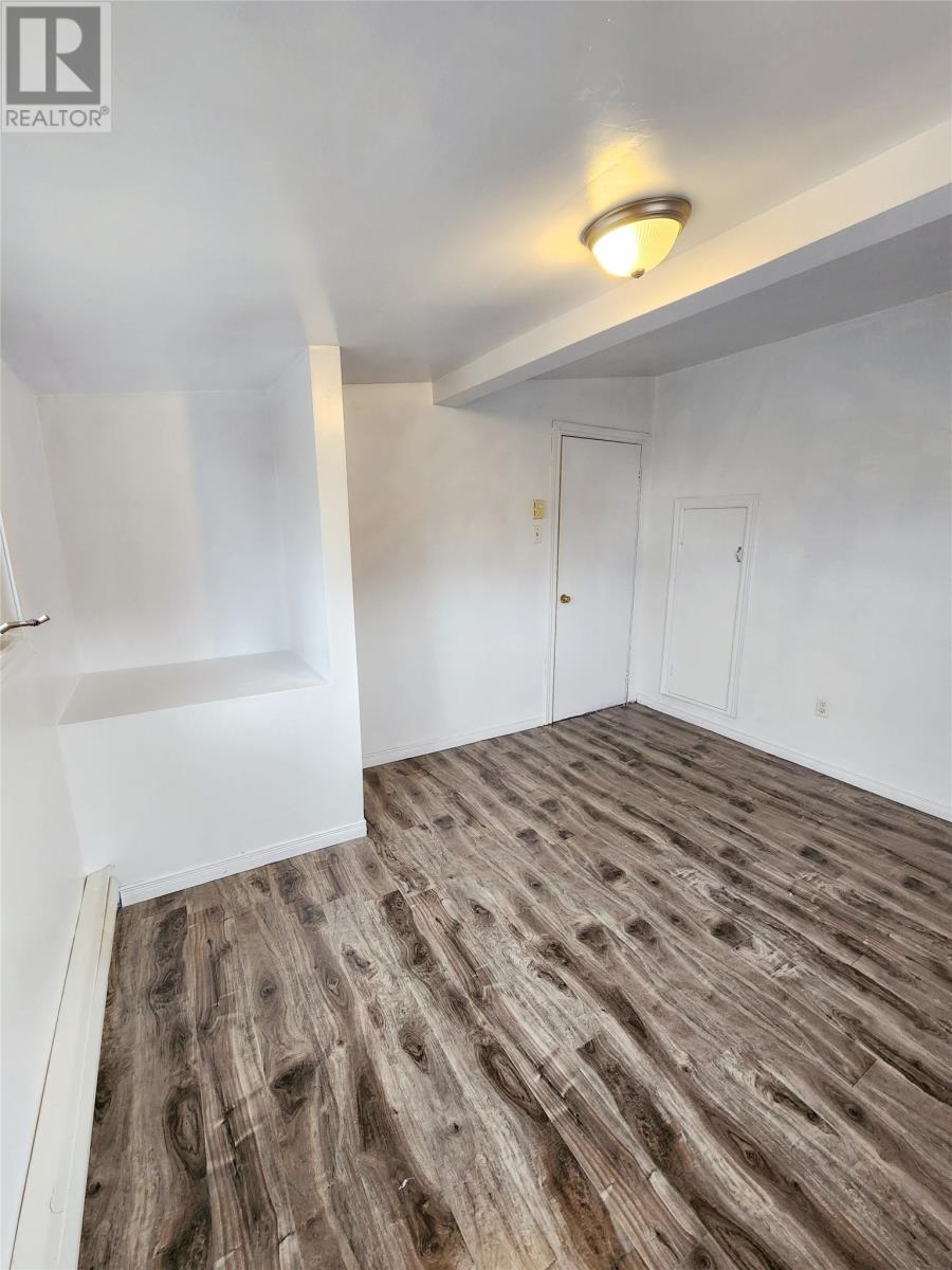 211 Main Street - 17