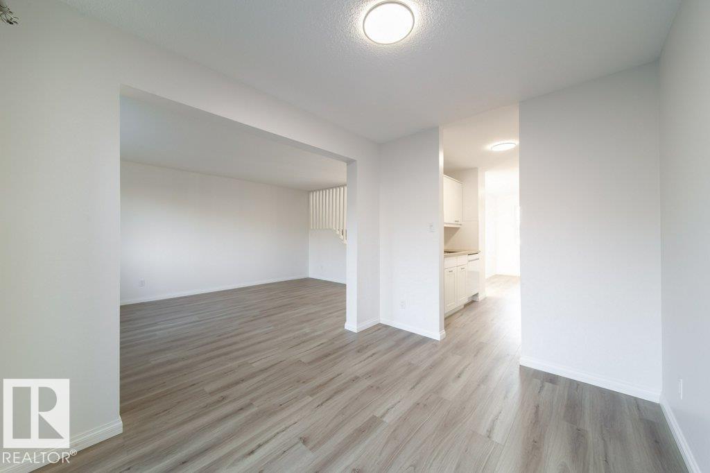 68 GREAT OAKS, Sherwood Park