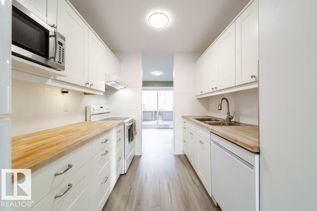 68 GREAT OAKS, Sherwood Park