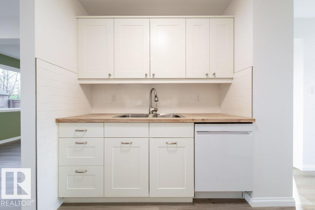 68 GREAT OAKS, Sherwood Park